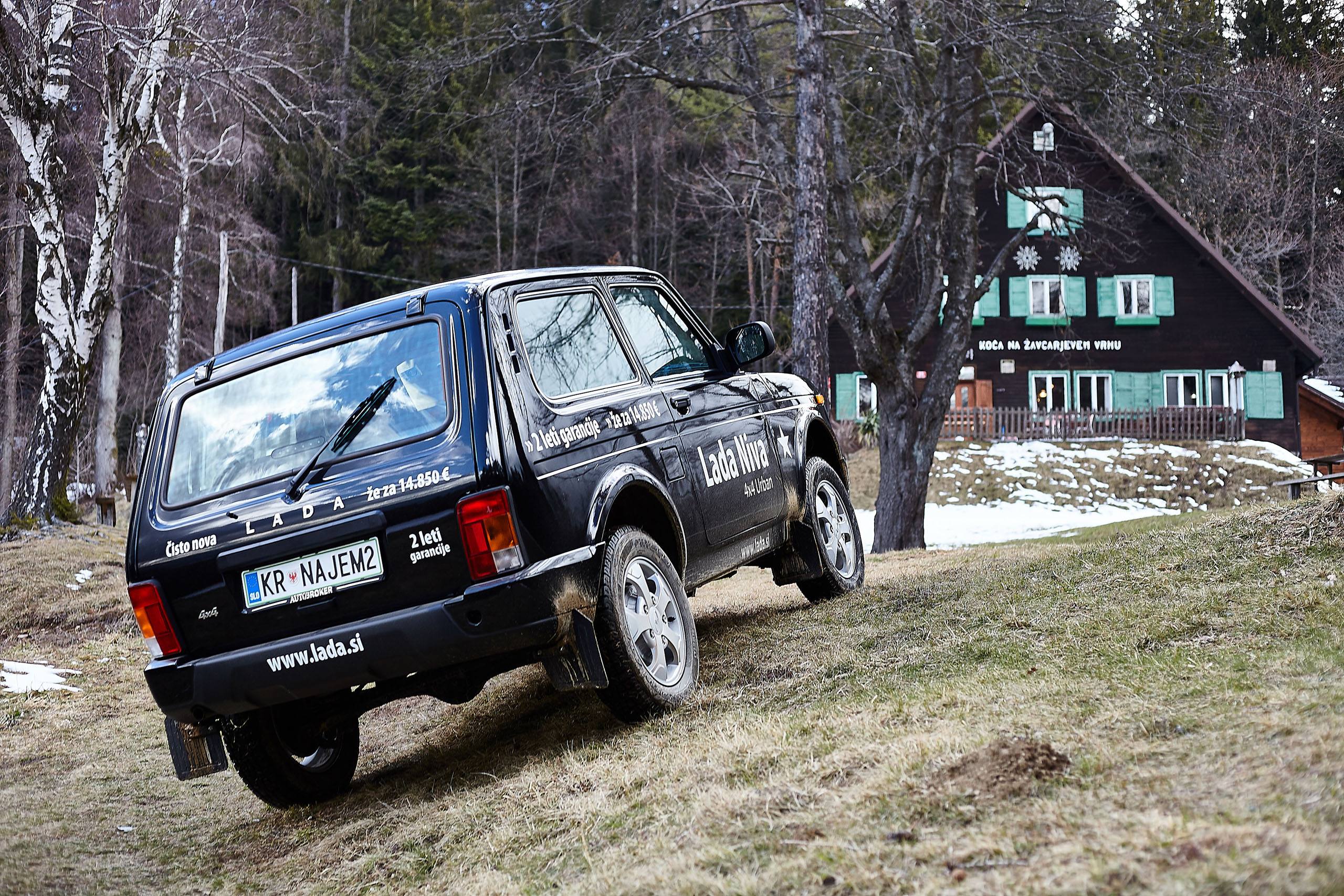 Lada-Niva-11