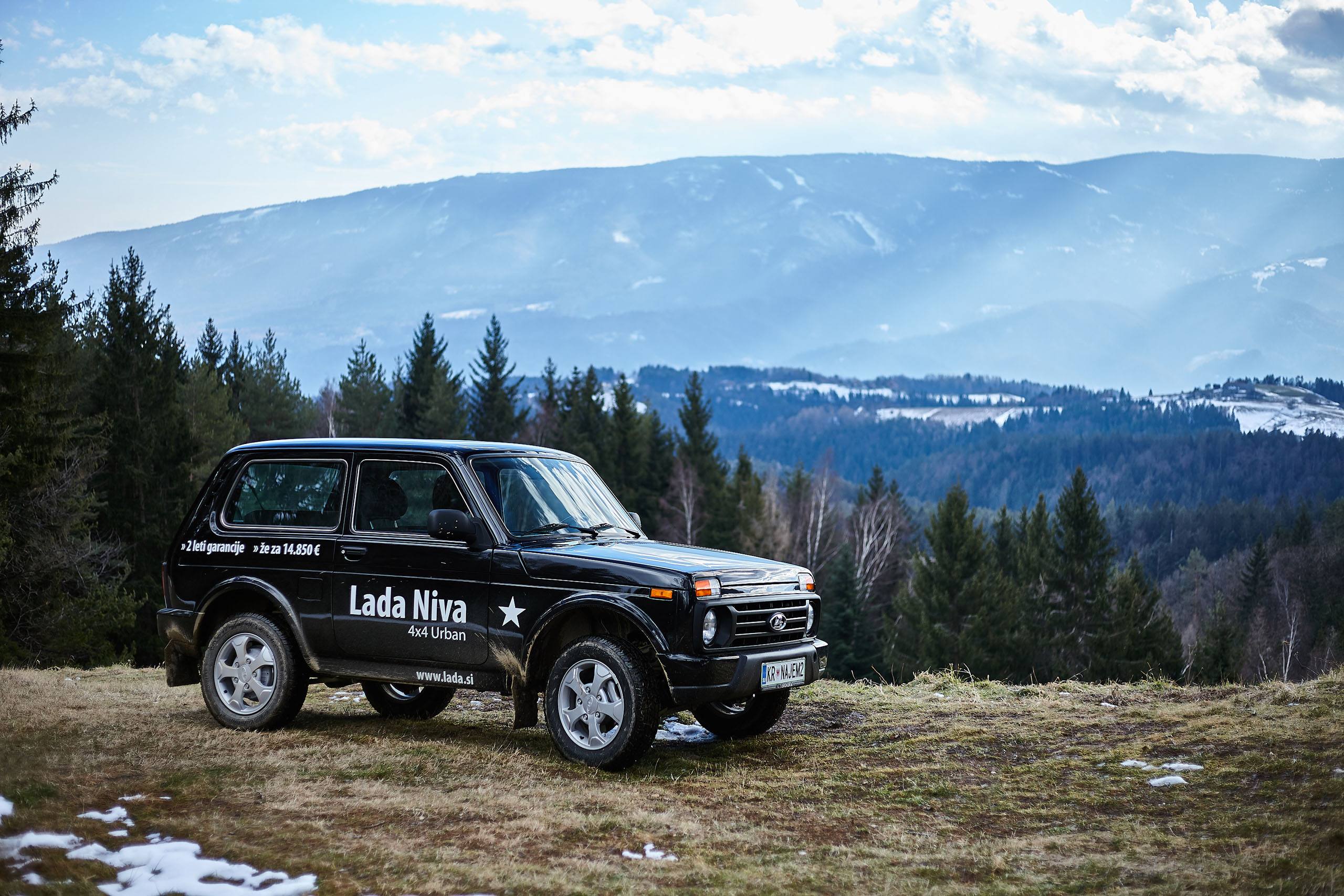 Lada-Niva-6