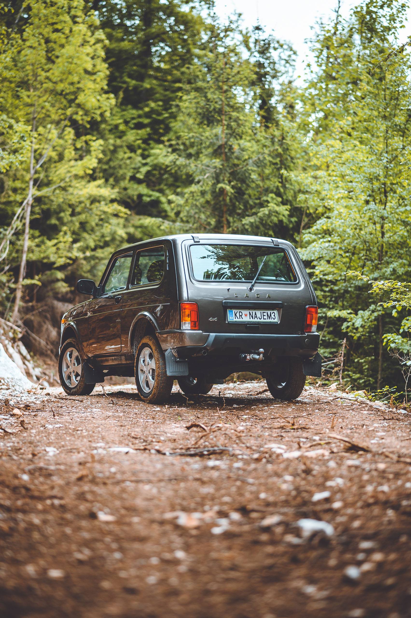 Lada-Niva-Urban-8