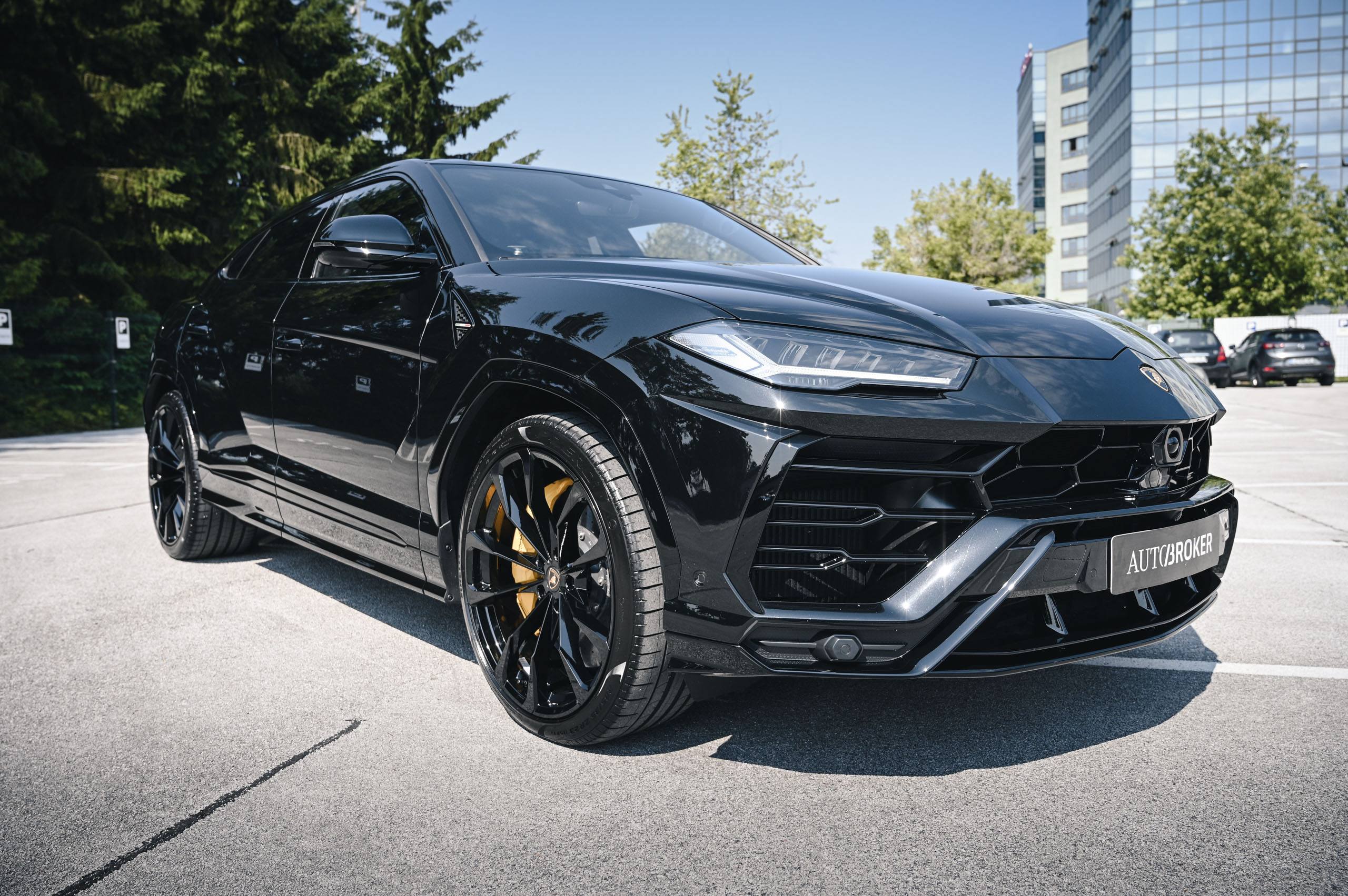 Lamborghini-Urus-3