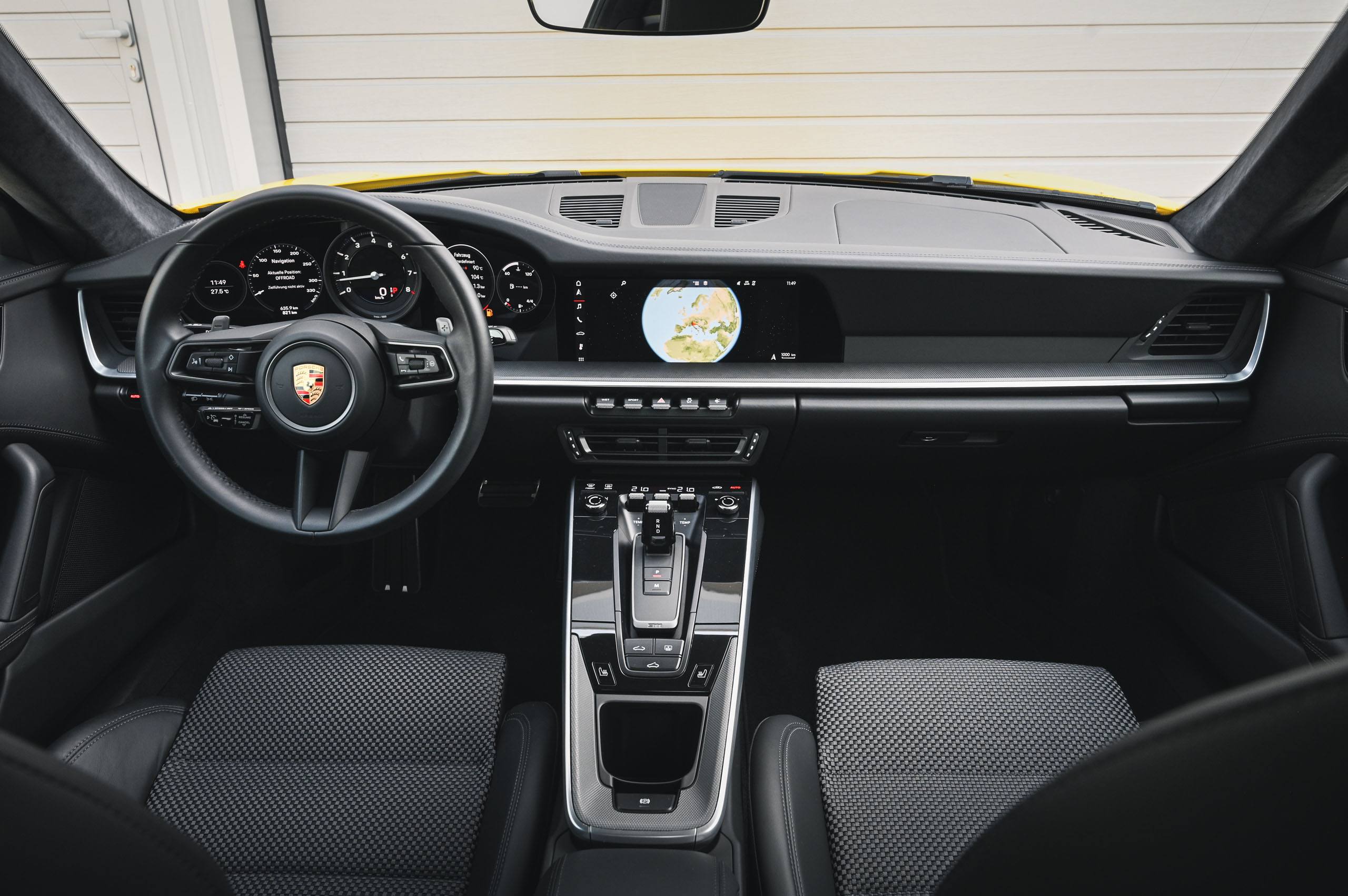 Porsche 991 S-Yellow-10