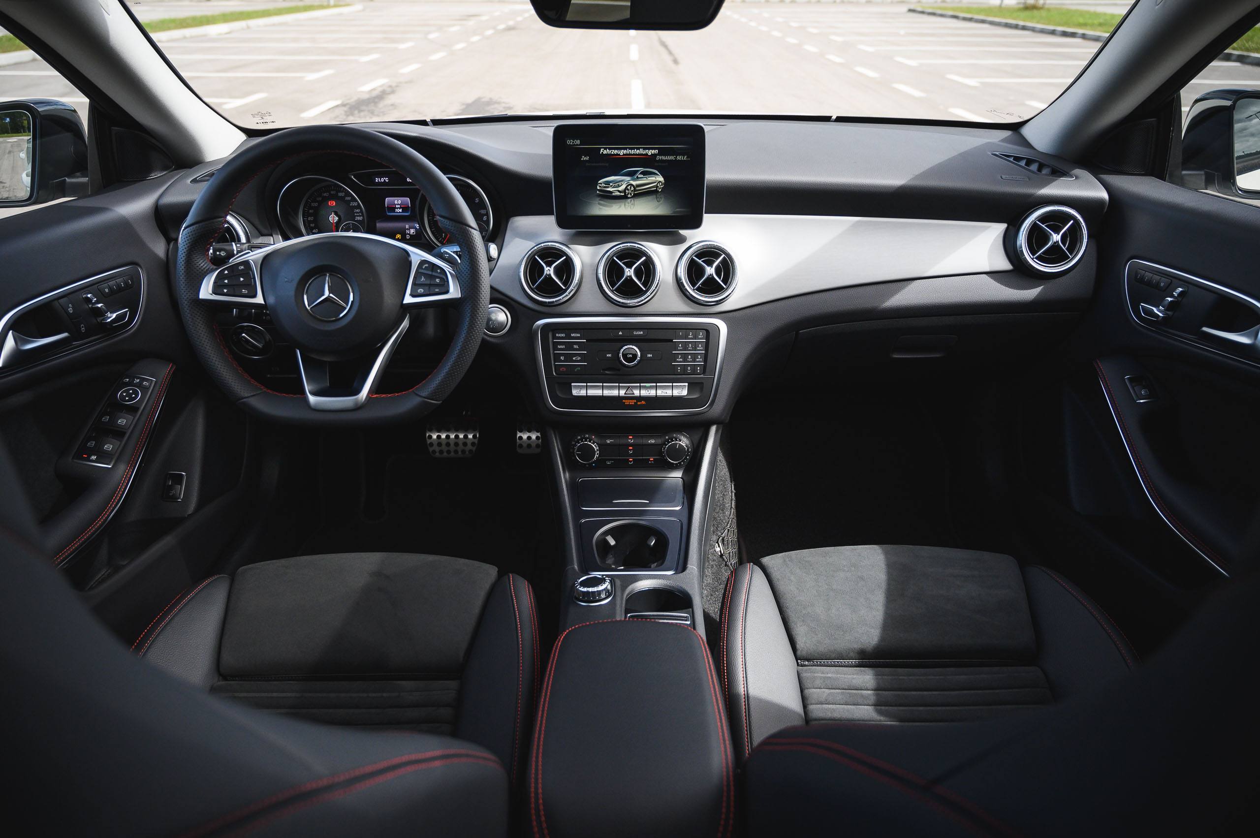 Mercedes-Benz-CLA220d-White-35