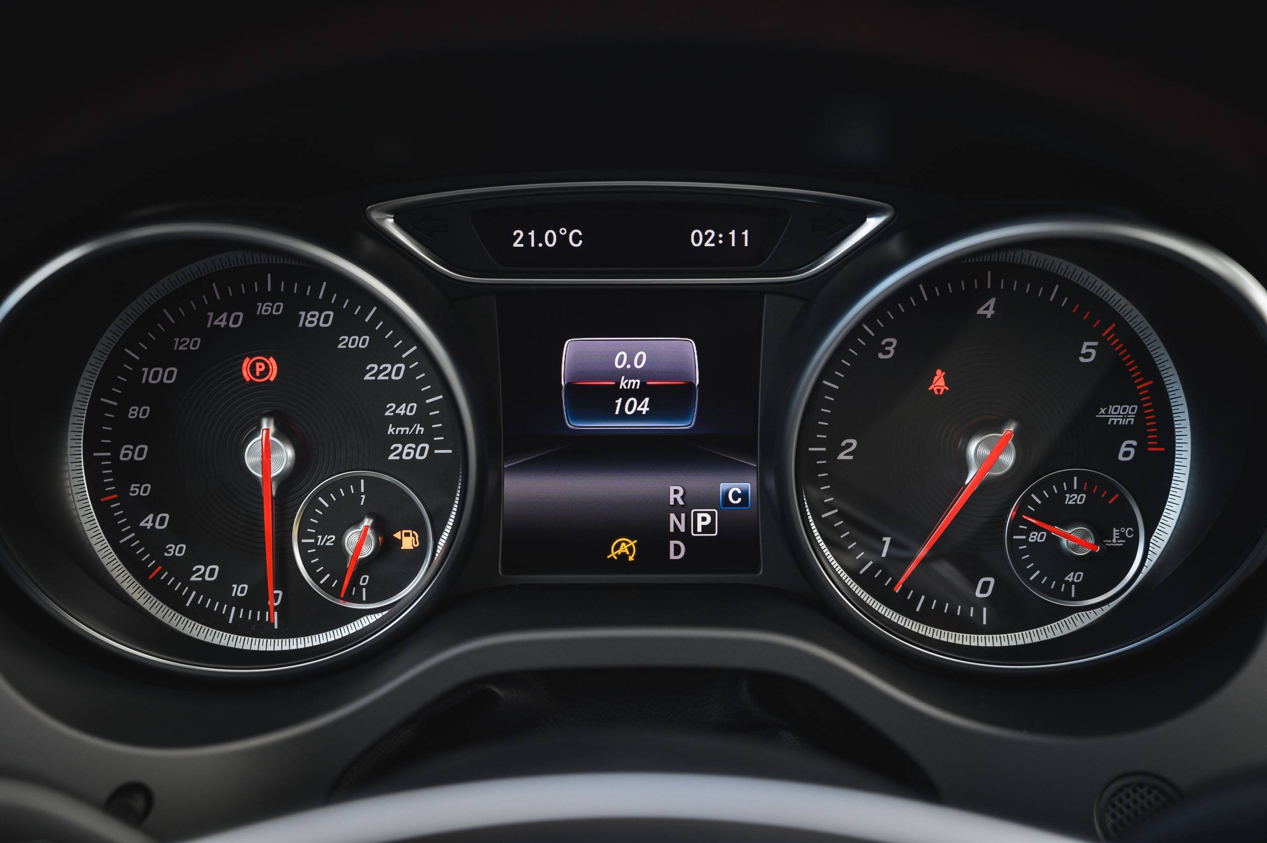 Mercedes-Benz-CLA220d-White-53