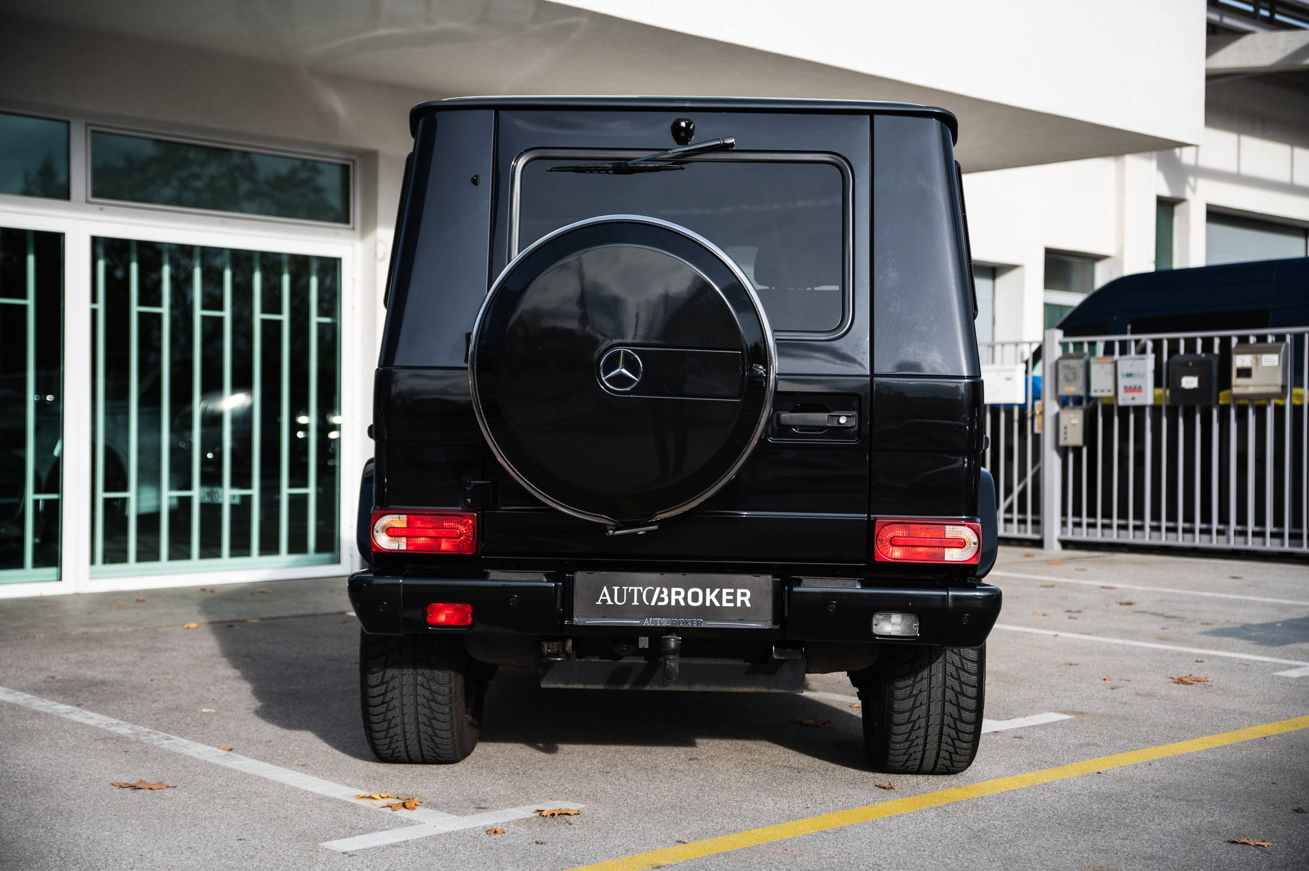 Mercedes-Benz-G350-AMG-12