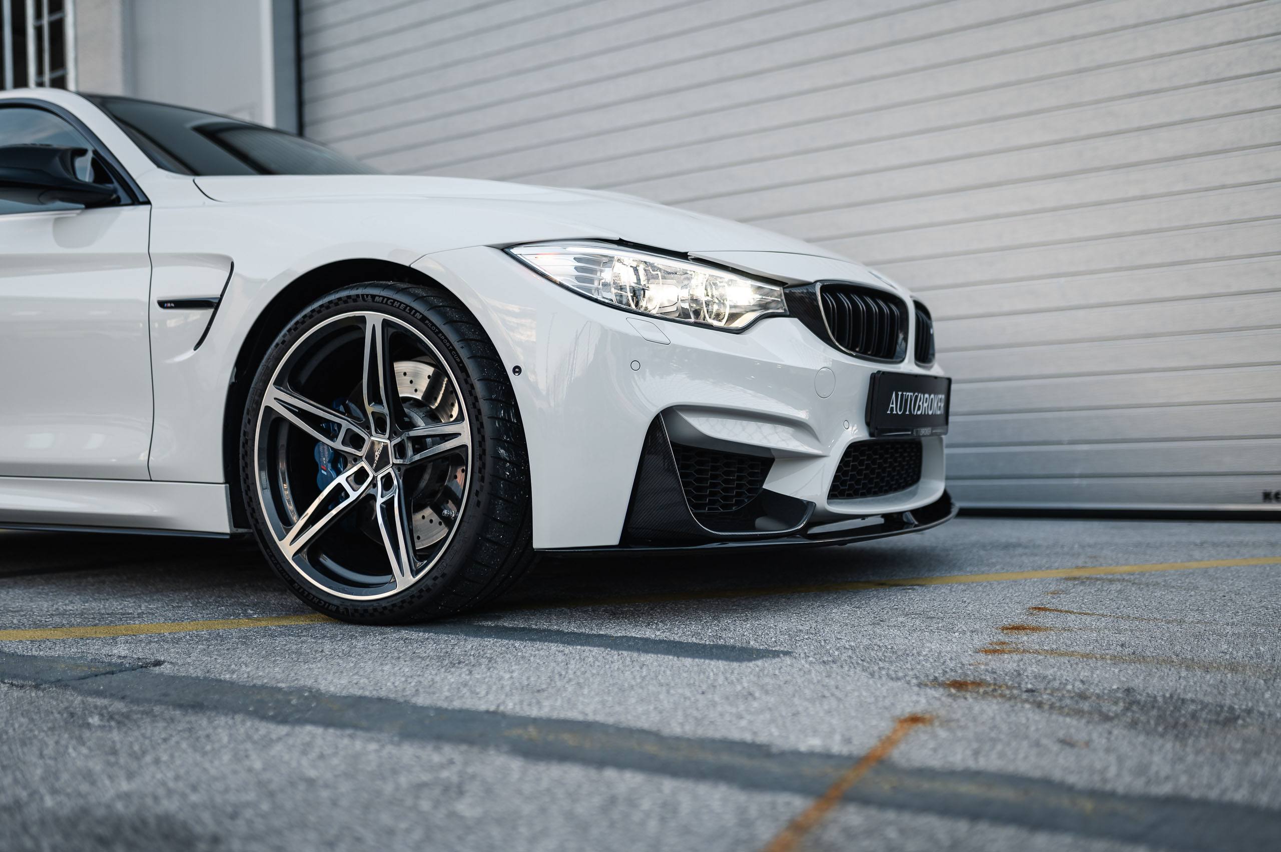 BMW-M4-12