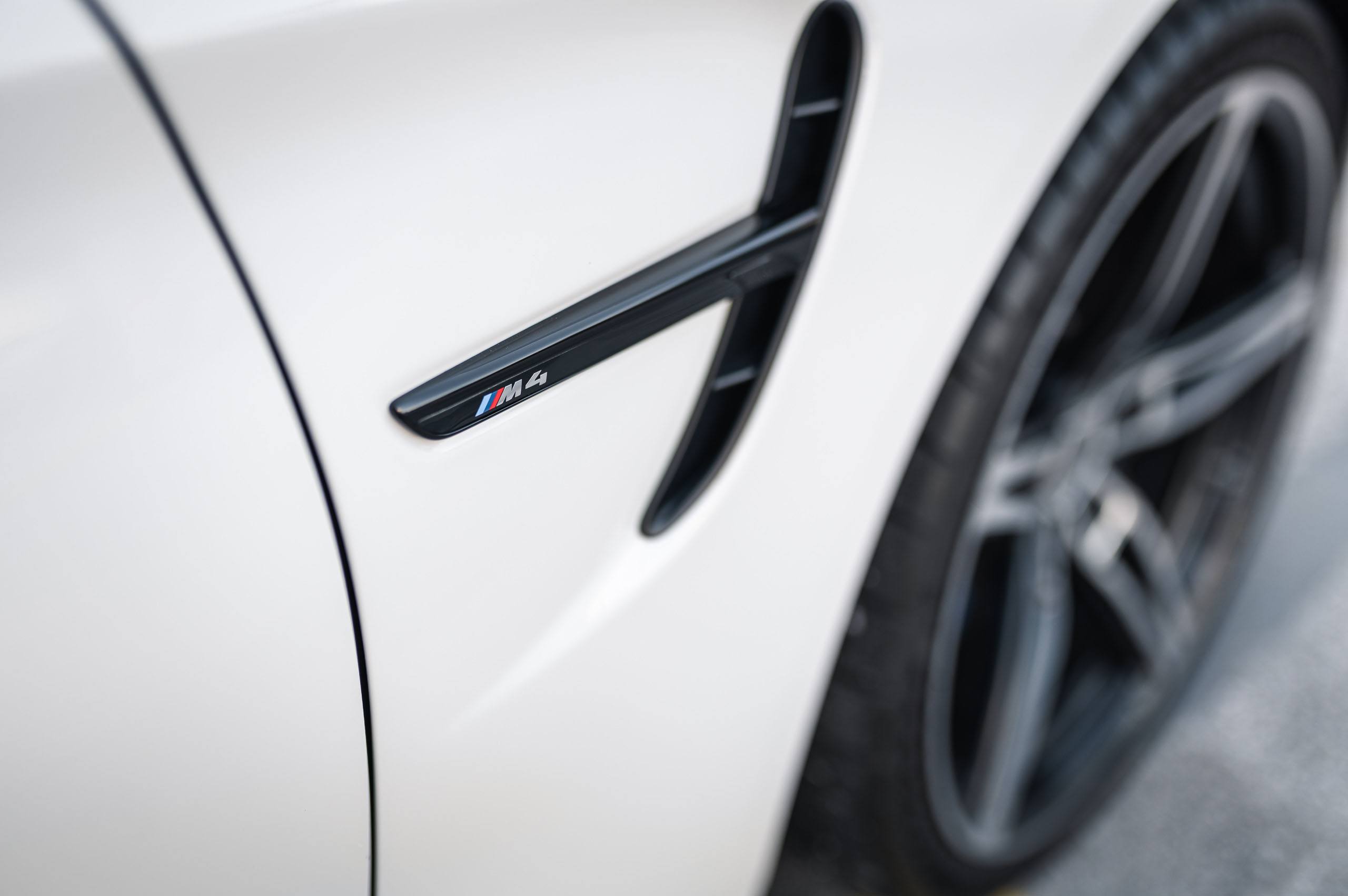 BMW-M4-16