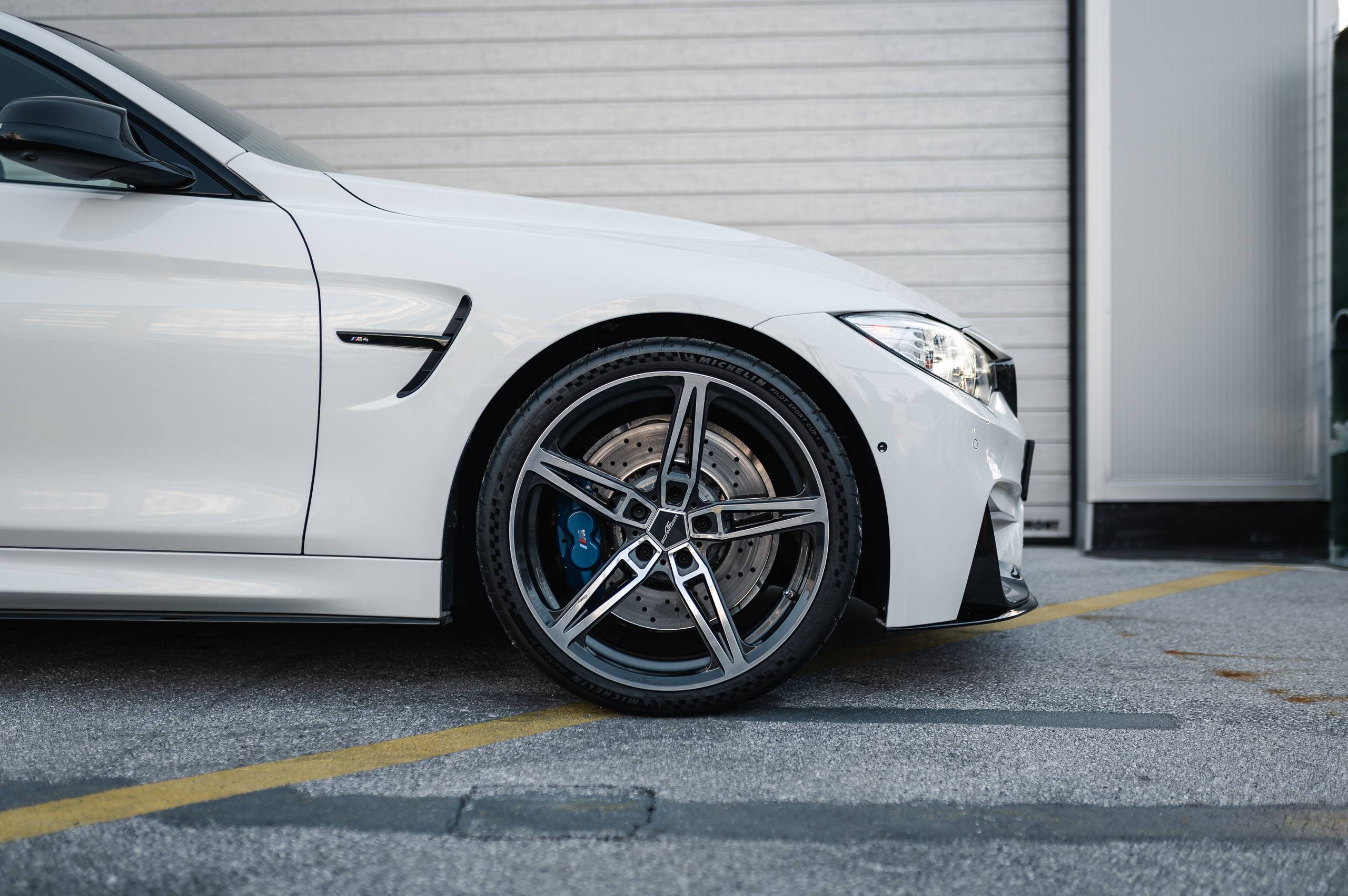 BMW-M4-24
