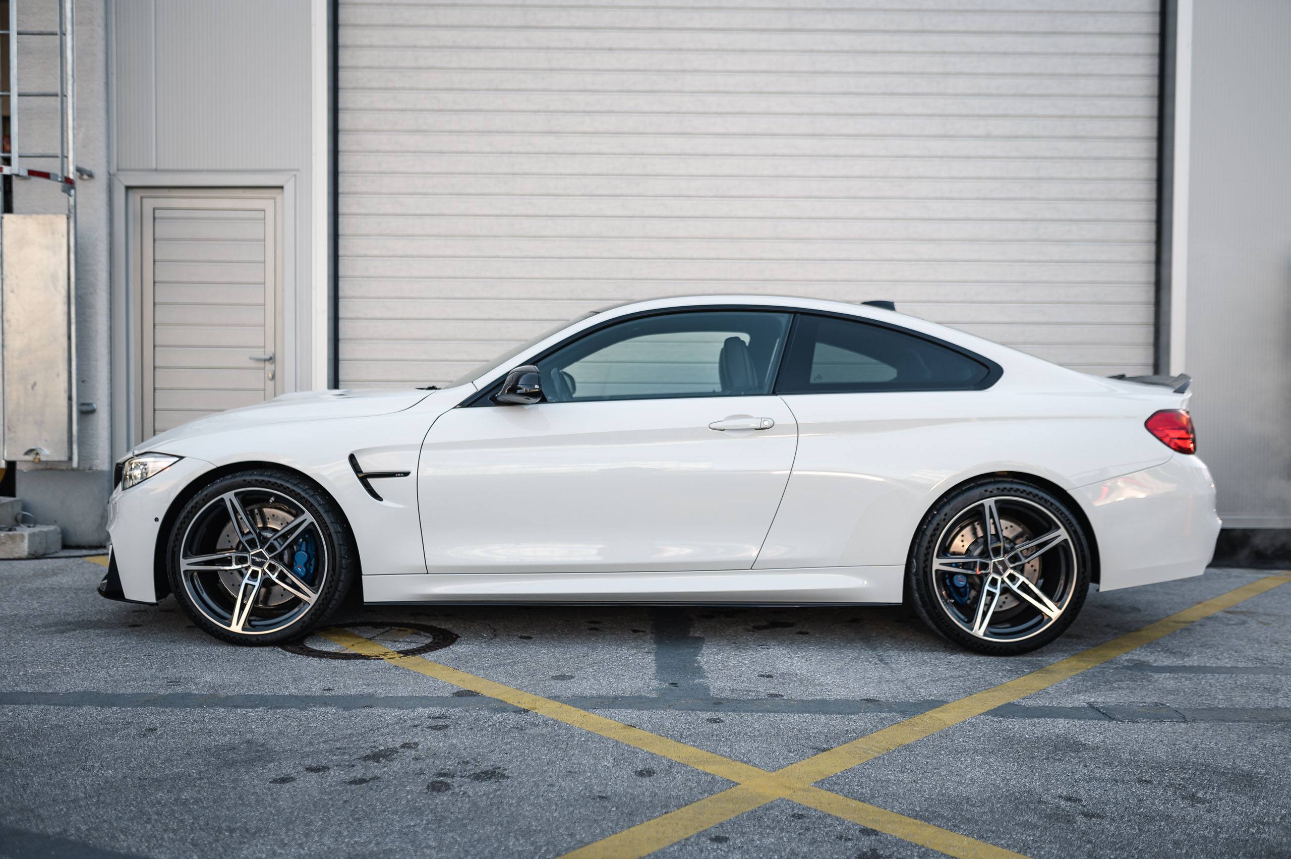 BMW-M4-3