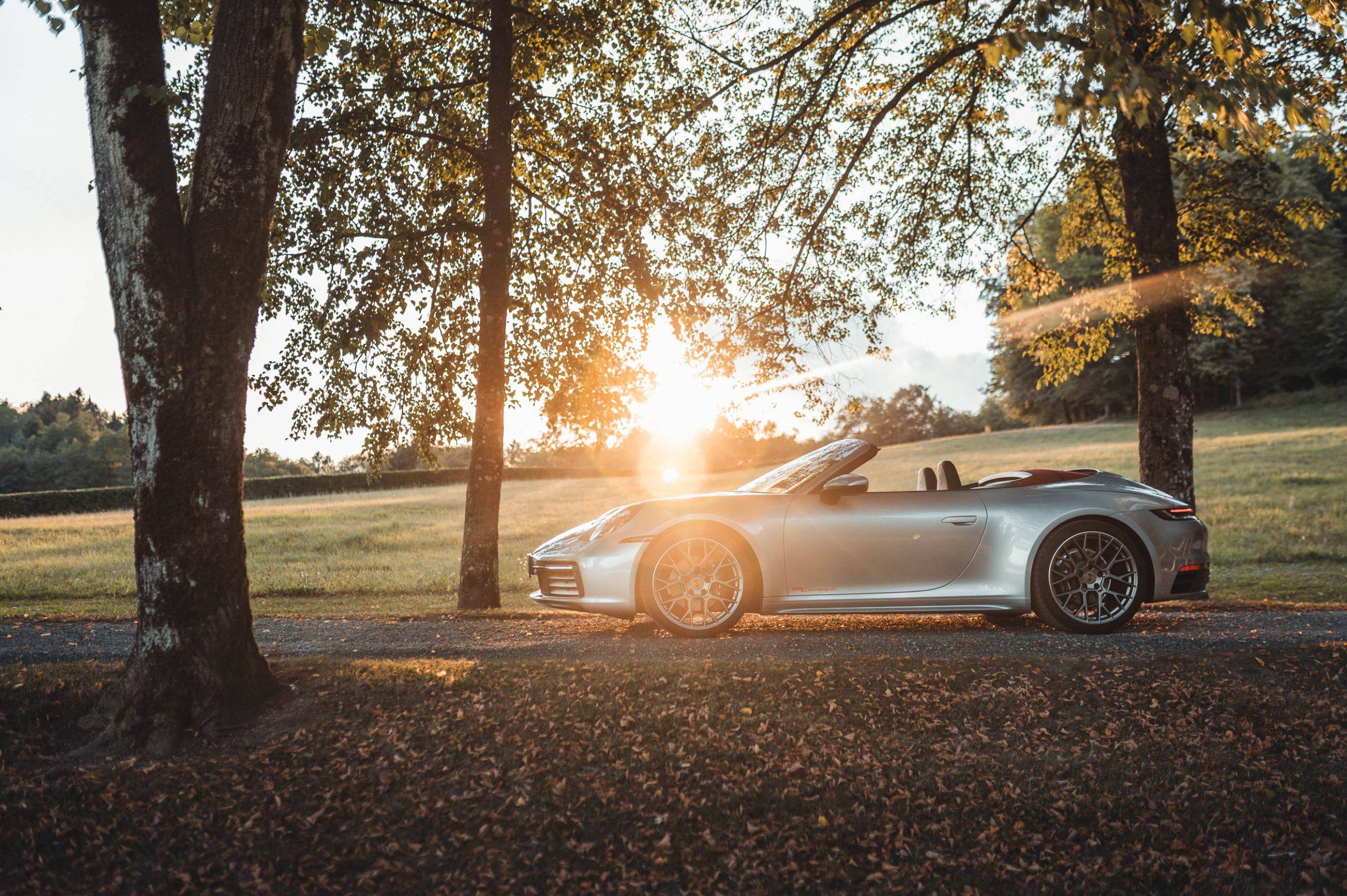 Porsce 911 4 Cabrio 992 Silver-2