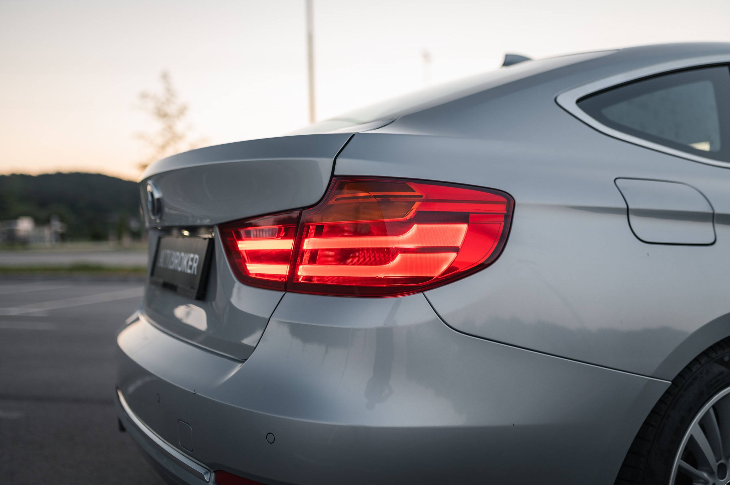 BMW-320d-xDrive-GT-11