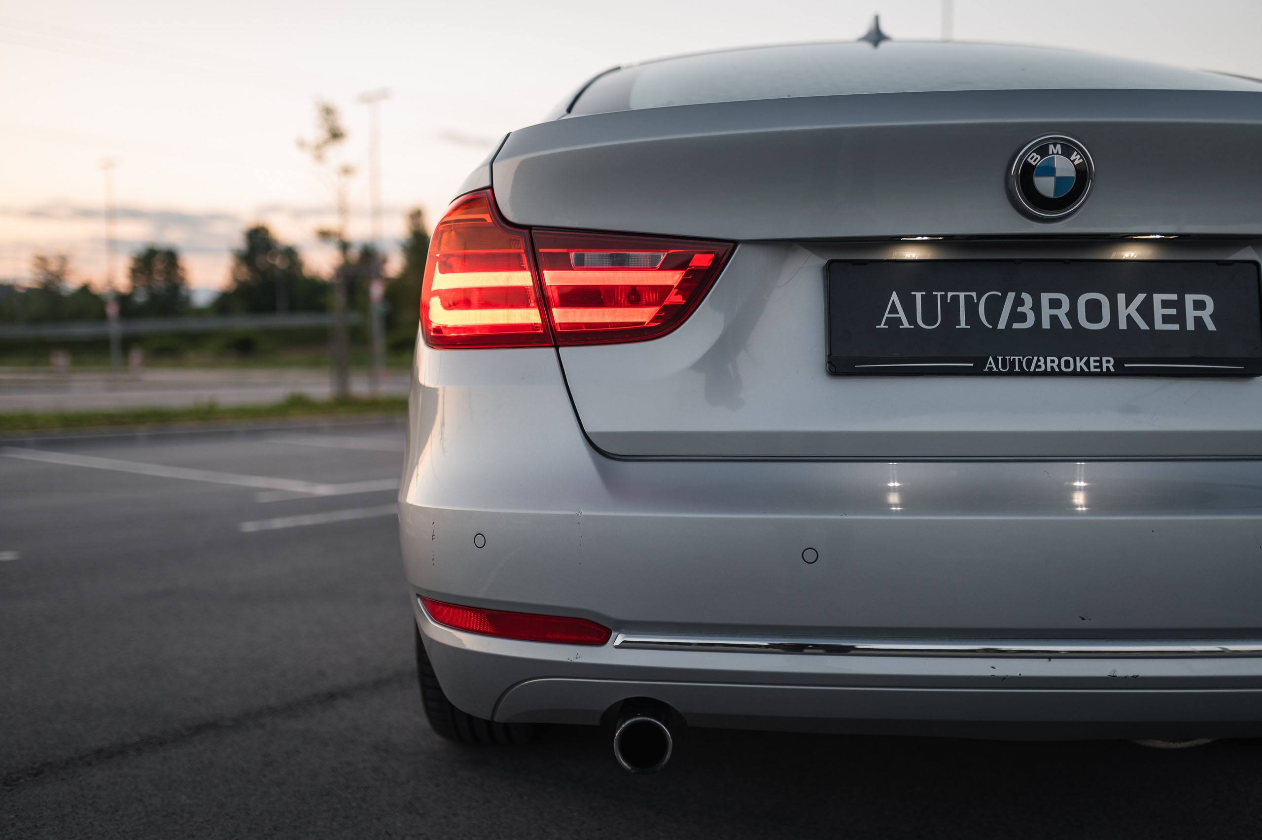 BMW-320d-xDrive-GT-13