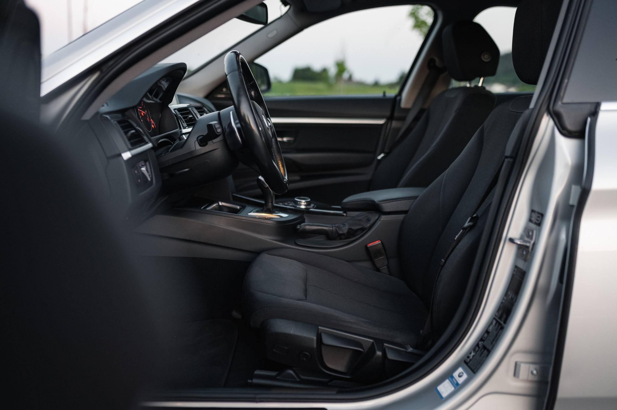 BMW-320d-xDrive-GT-21