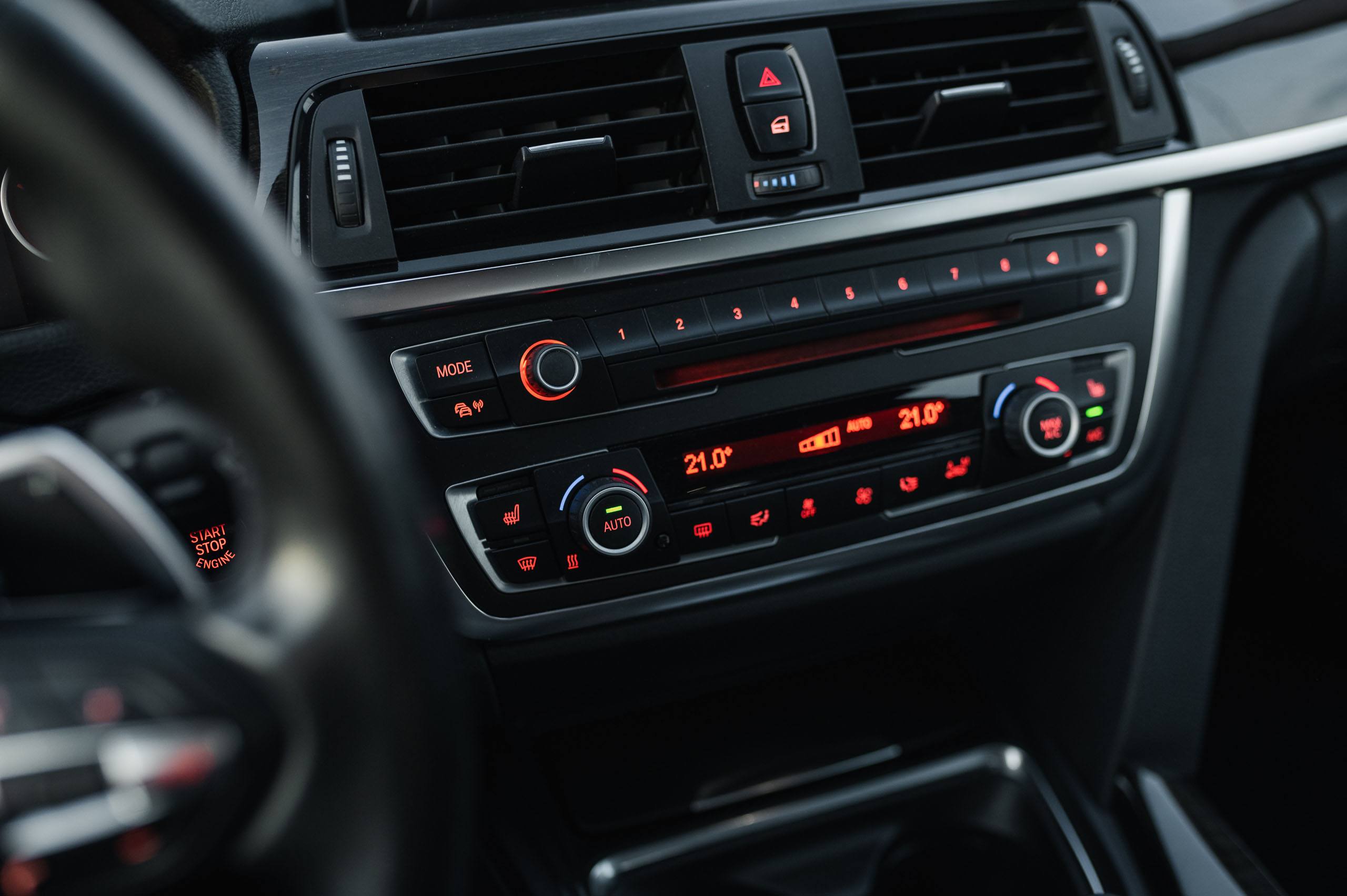 BMW-320d-xDrive-GT-29