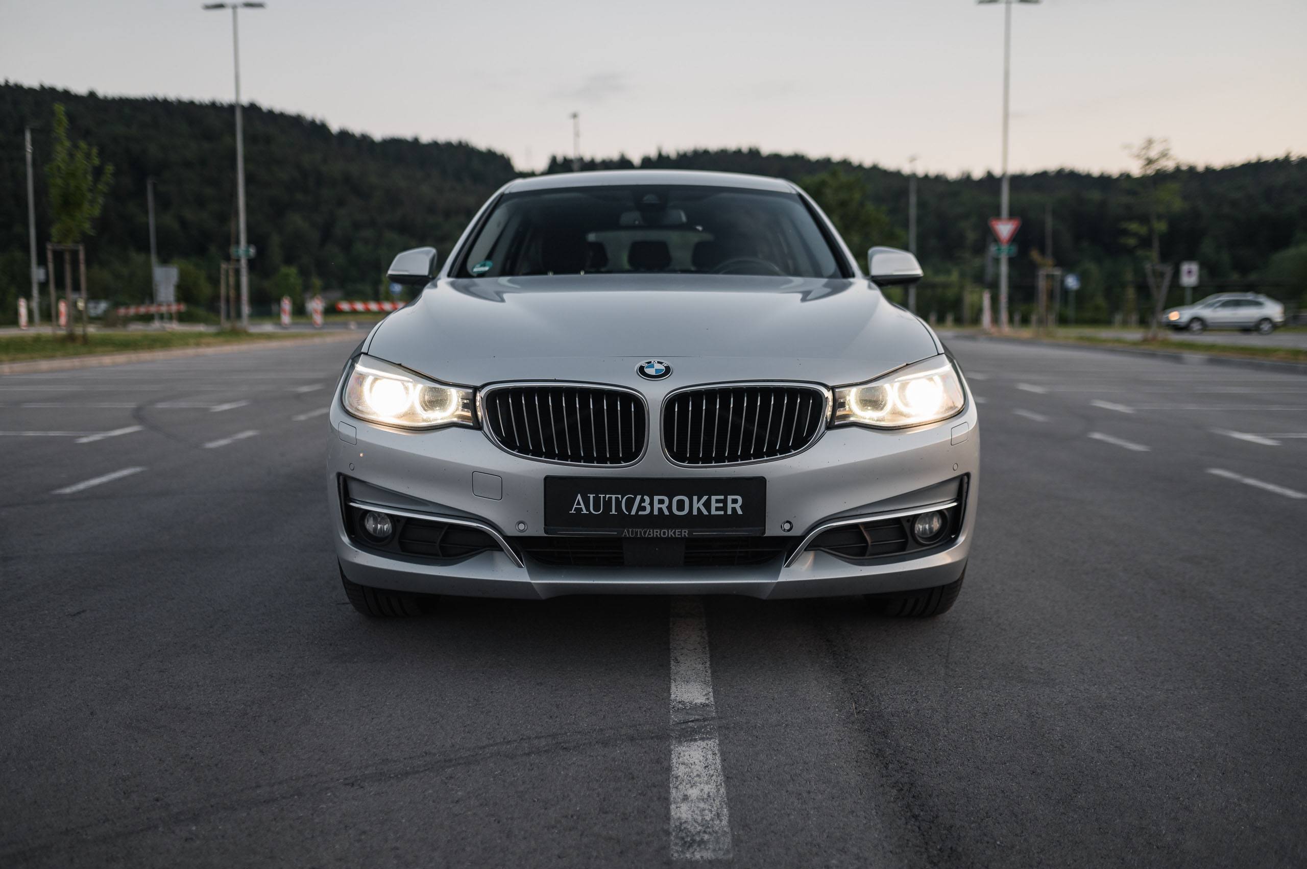 BMW-320d-xDrive-GT-3