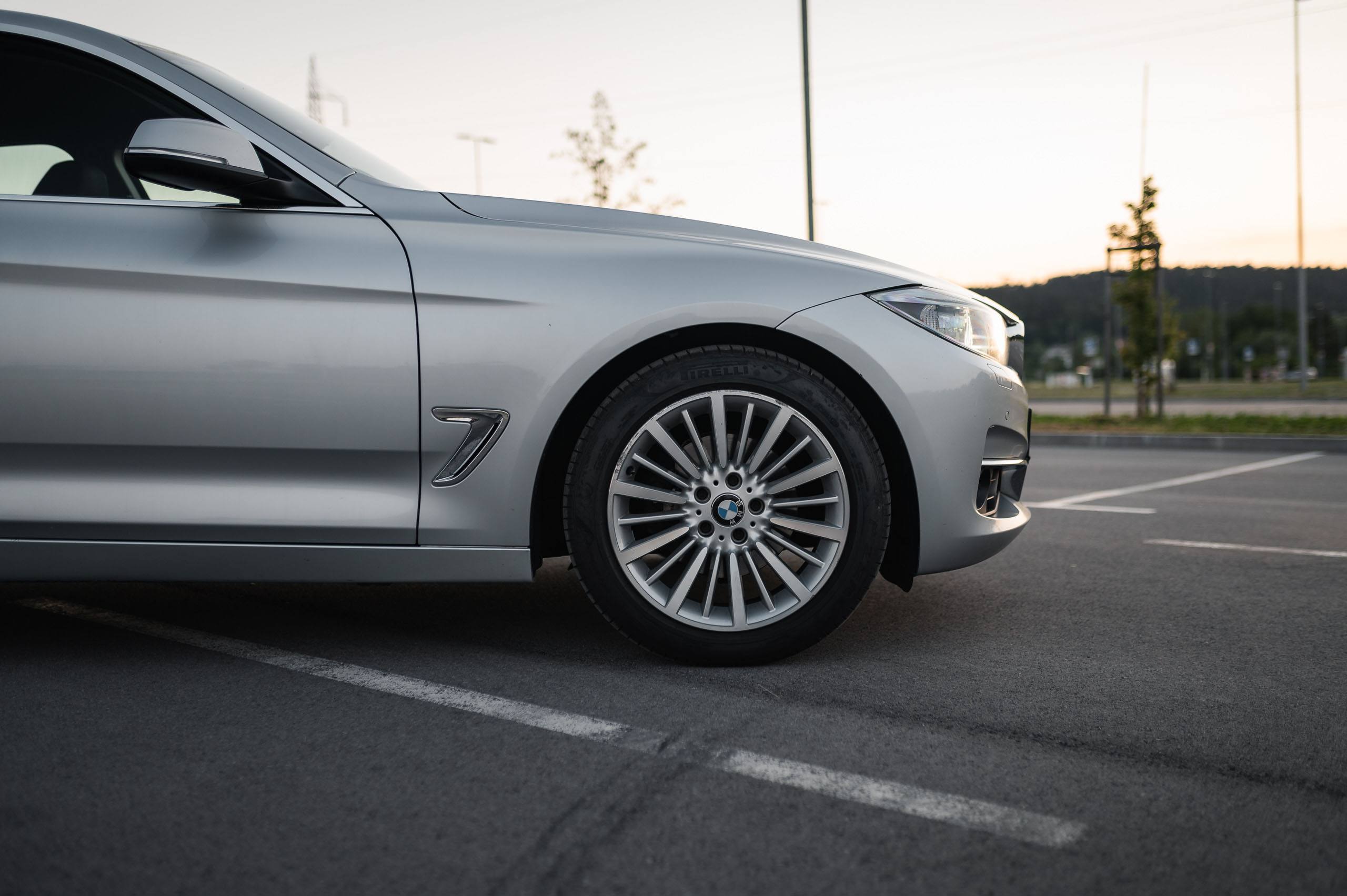 BMW-320d-xDrive-GT-9