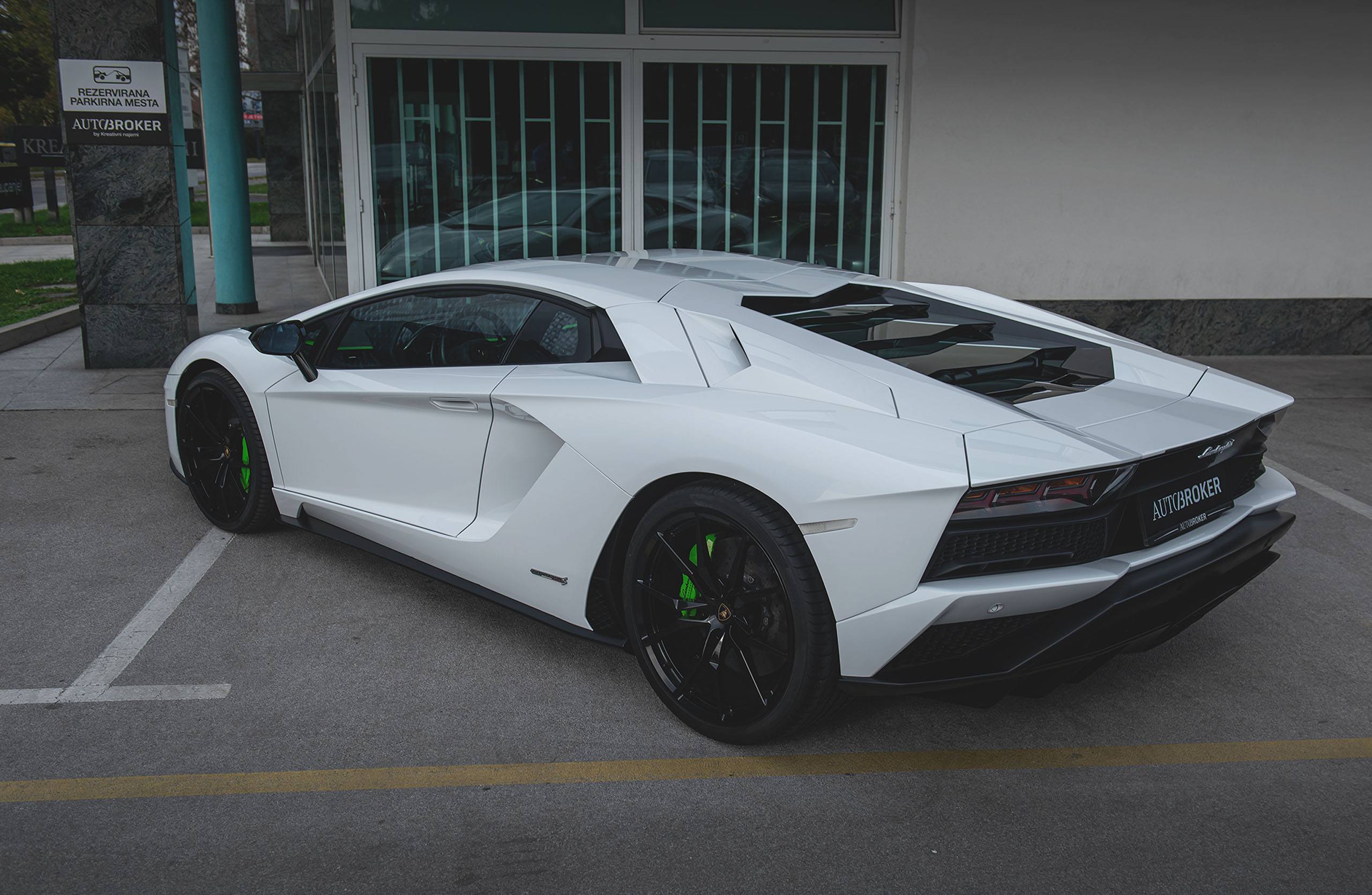 Lamborghini Aventador S-5