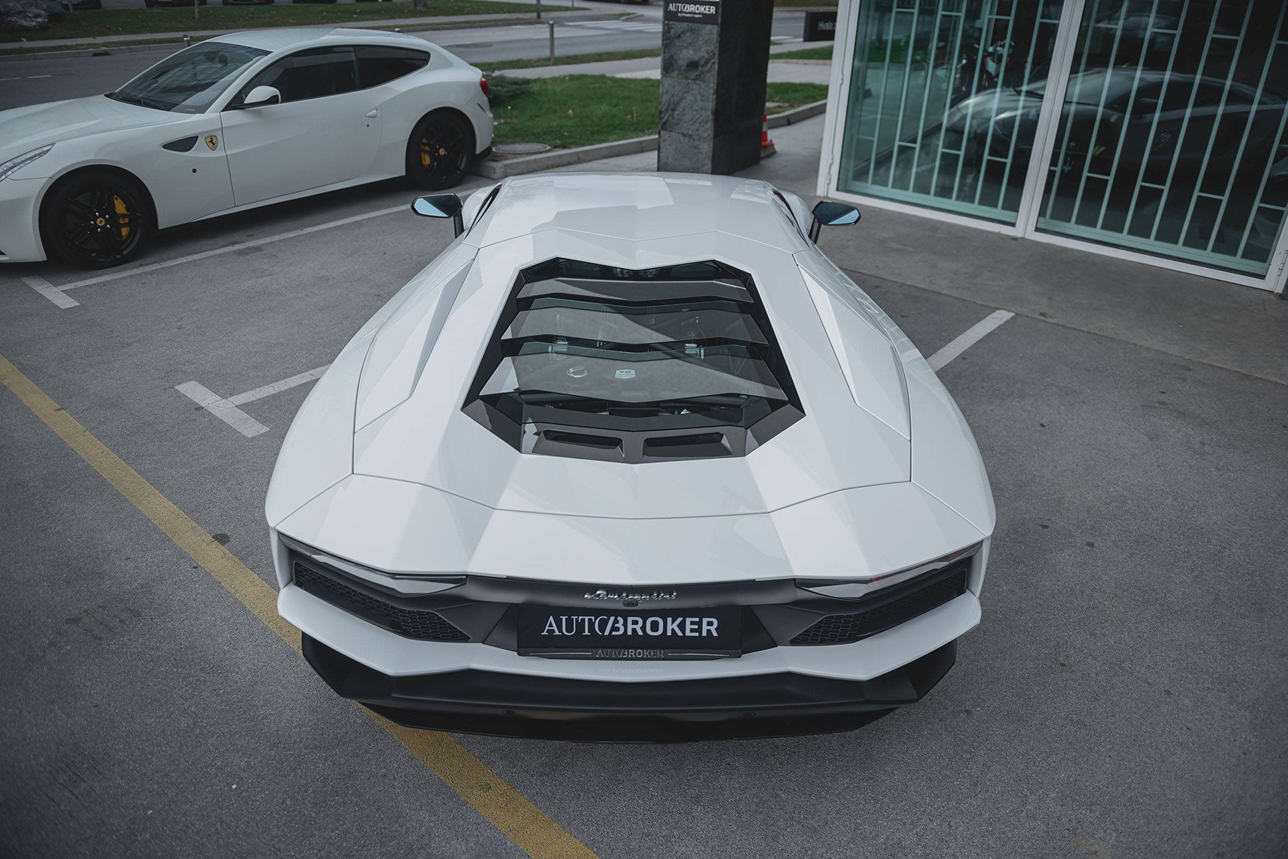 Lamborghini Aventador S-6