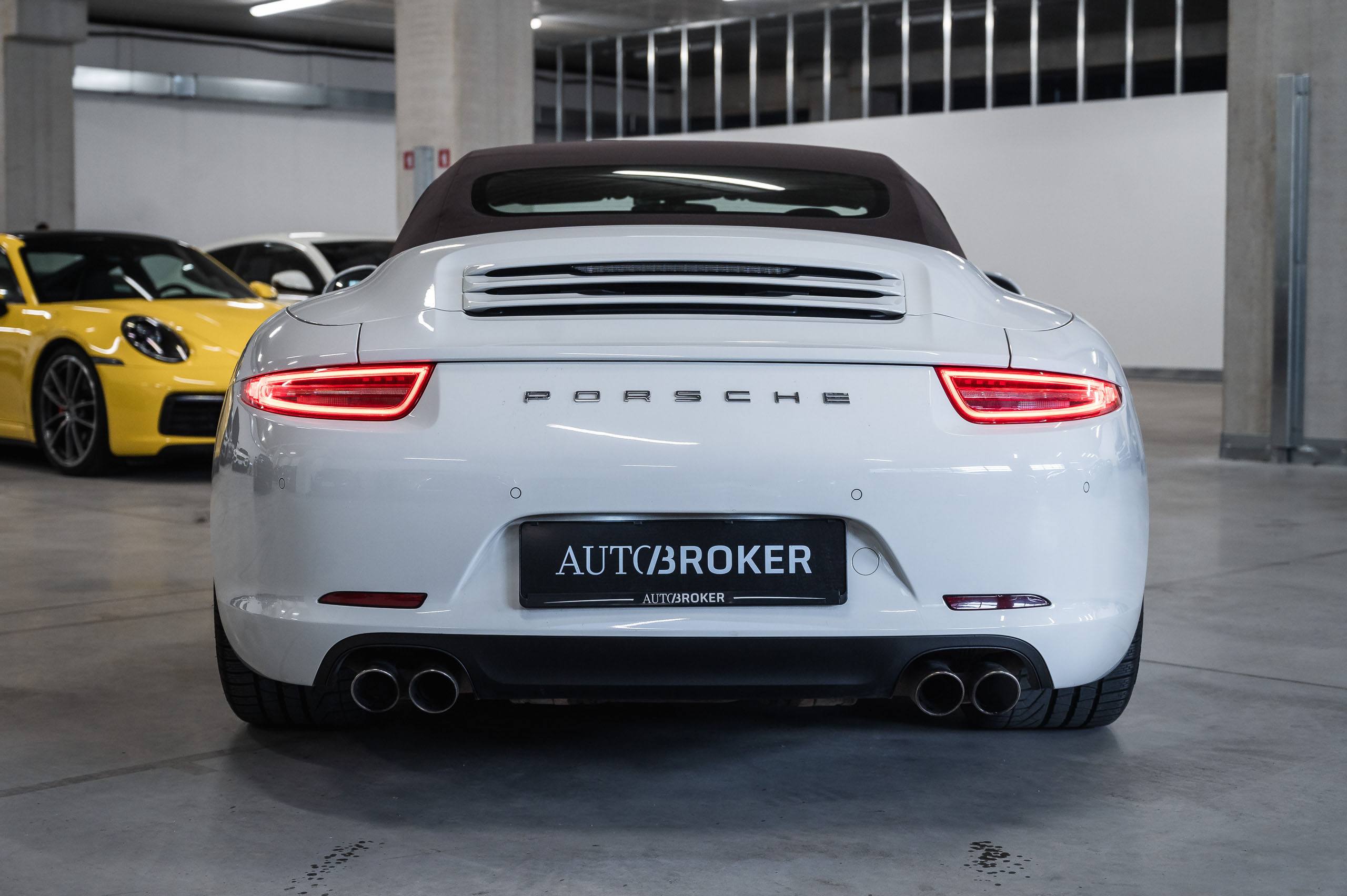 Porsche-Carrera-911-S-Cabrio-991-10