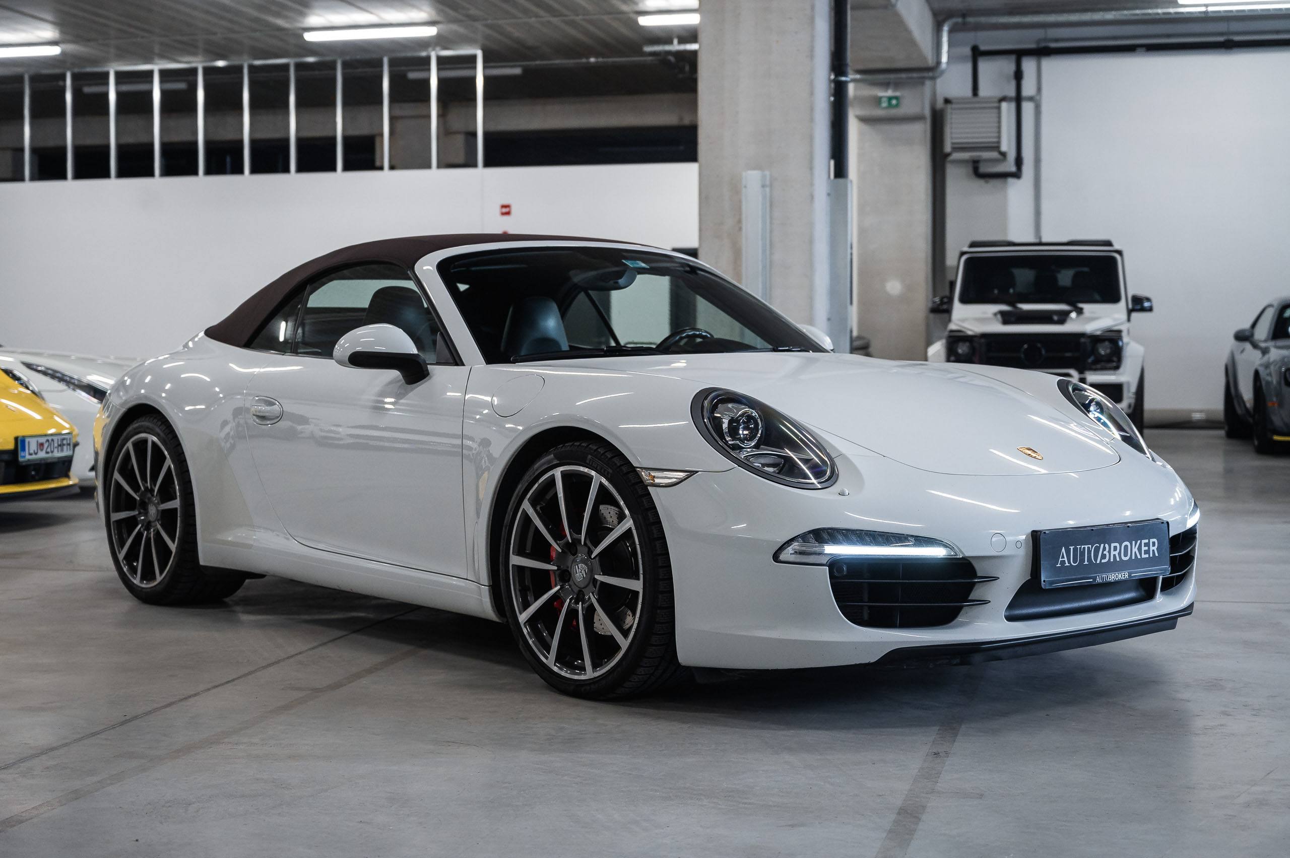 Porsche-Carrera-911-S-Cabrio-991-3