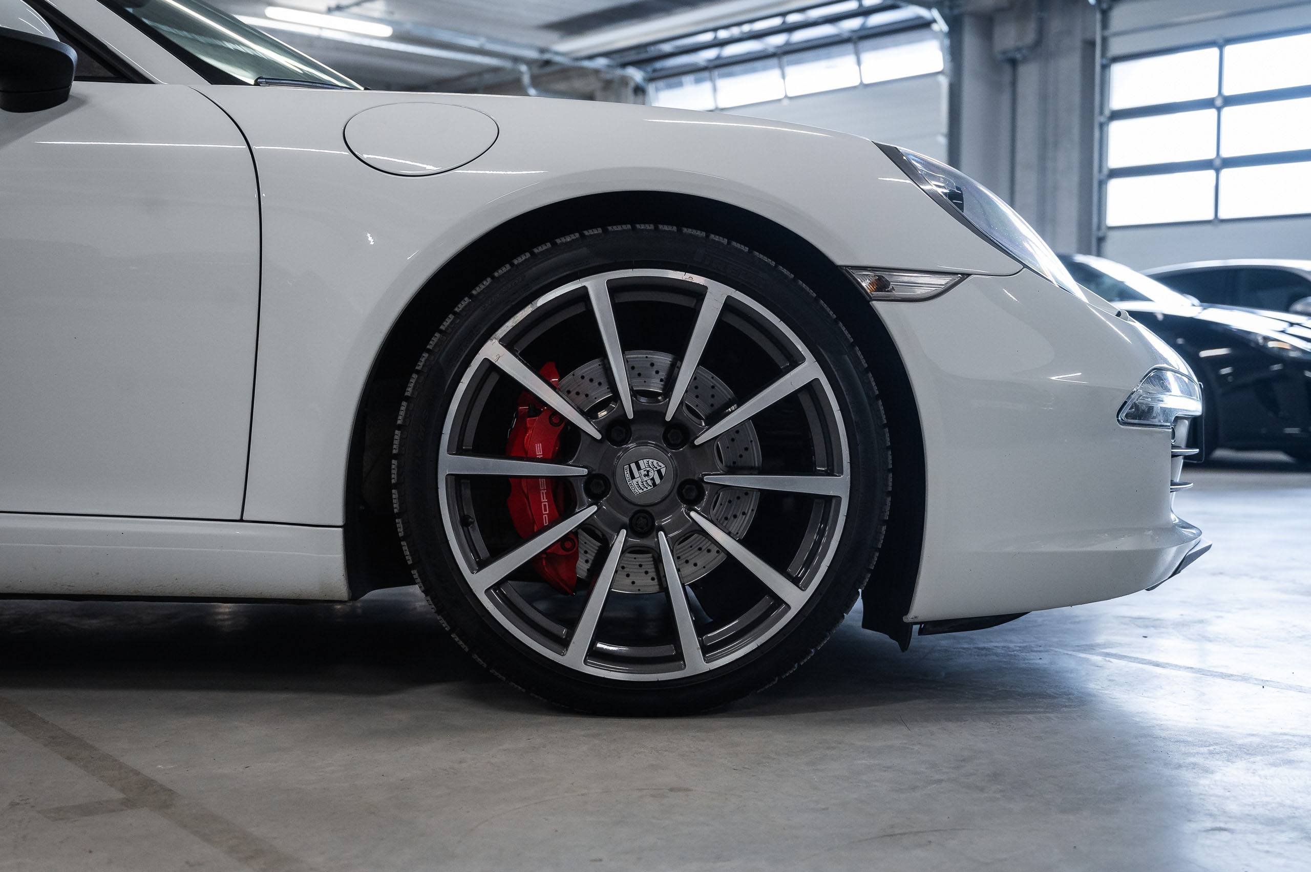 Porsche-Carrera-911-S-Cabrio-991-5