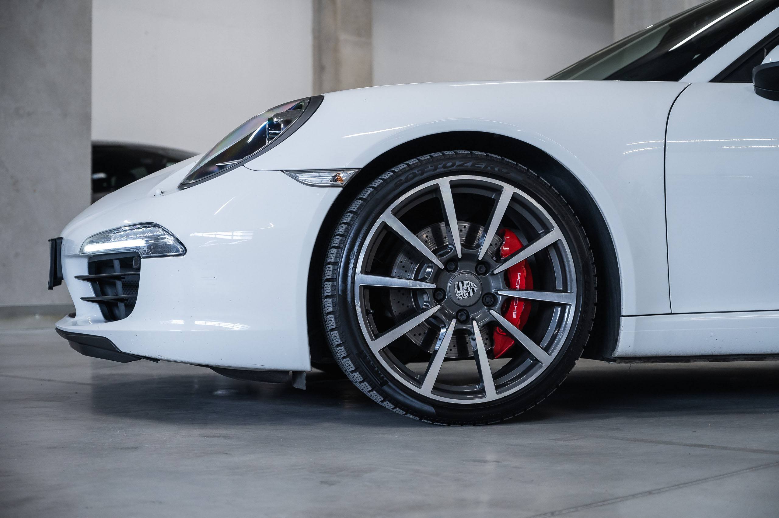 Porsche-Carrera-911-S-Cabrio-991-7