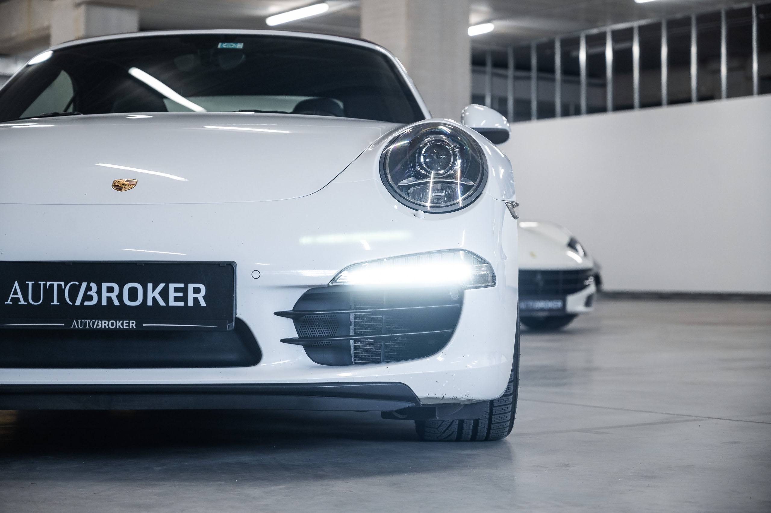 Porsche-Carrera-911-S-Cabrio-991-8