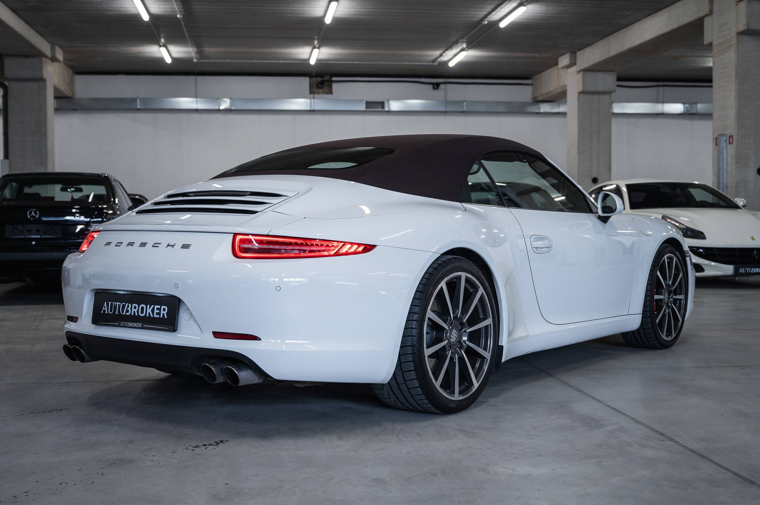 Porsche-Carrera-911-S-Cabrio-991-9