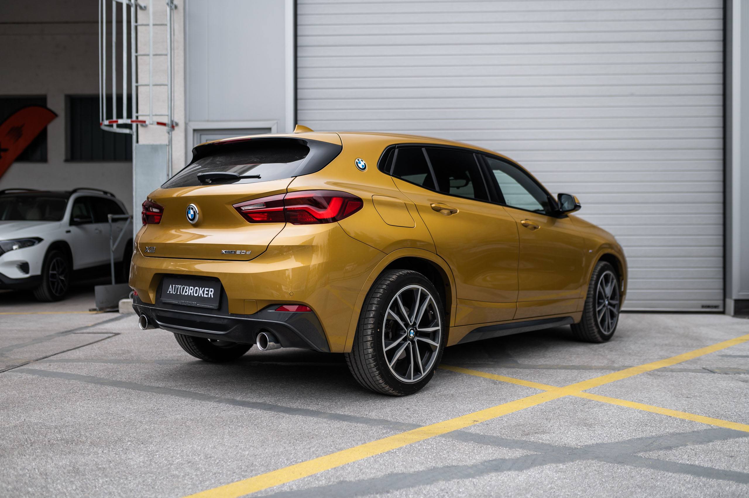 BMW-X2-11
