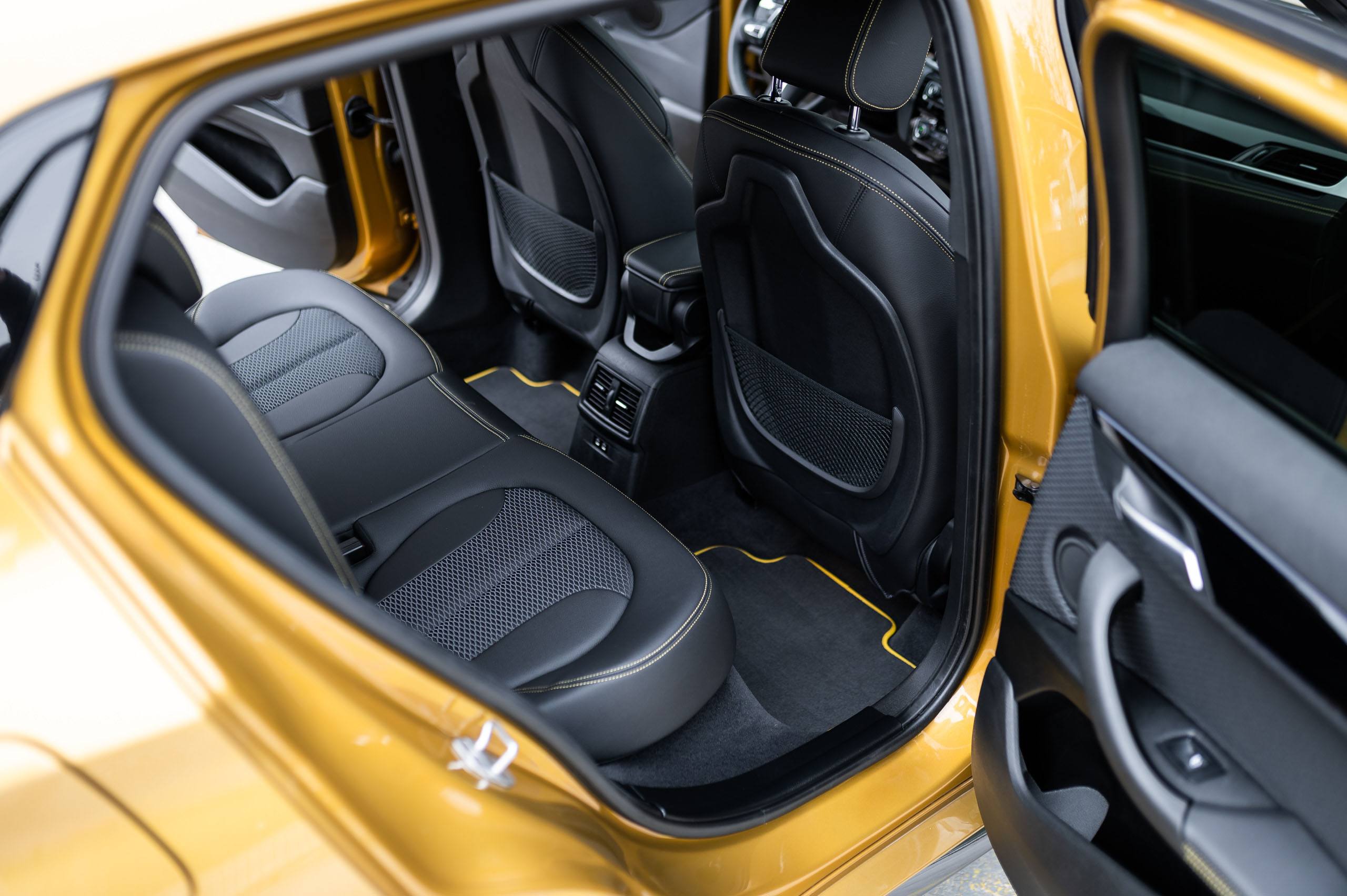BMW-X2-20