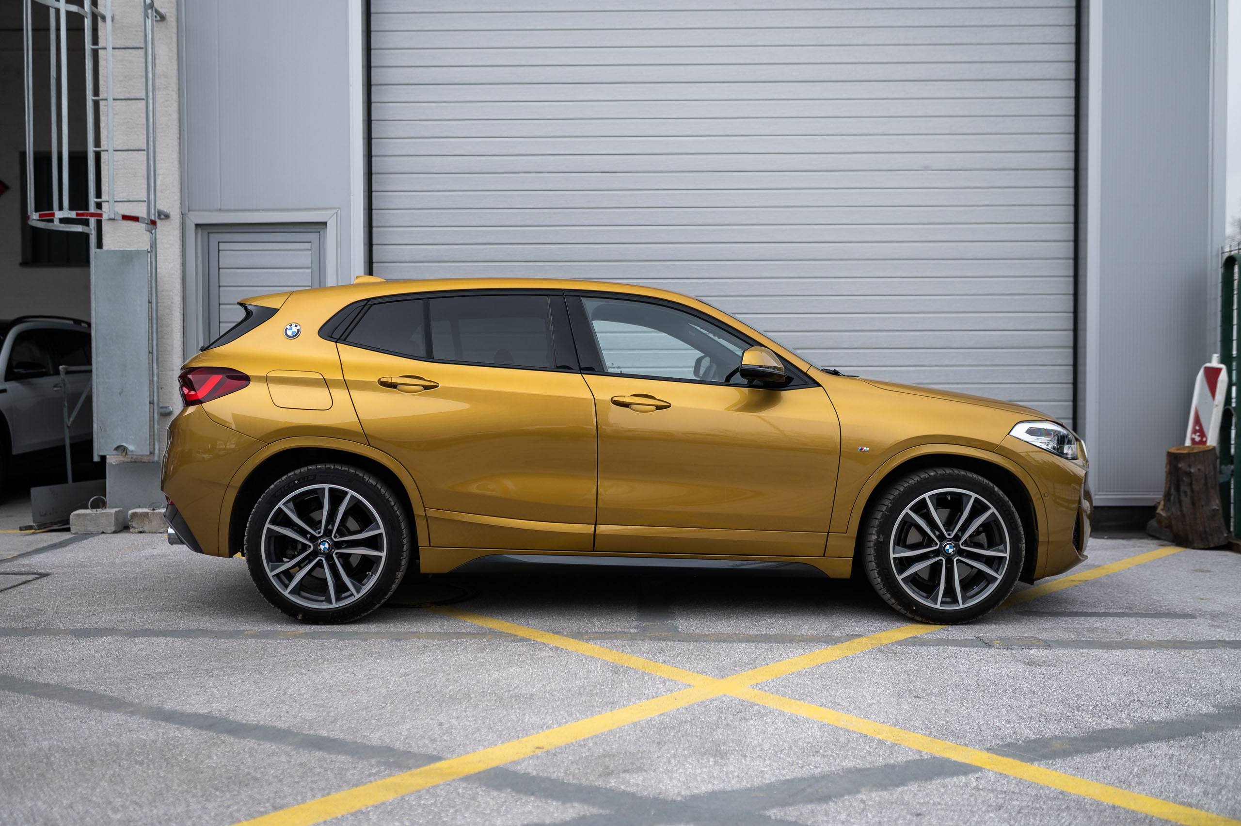 BMW-X2-26