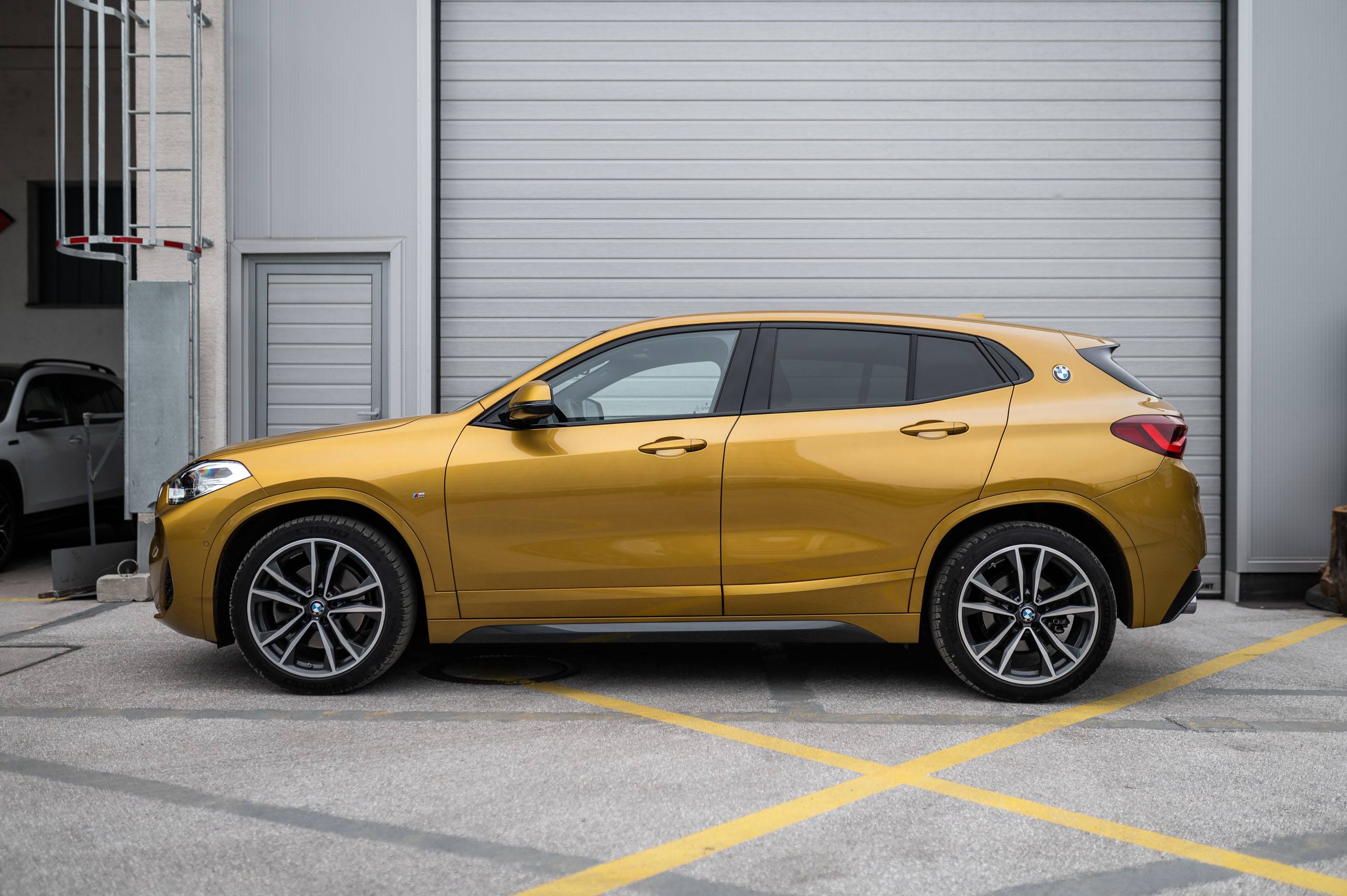 BMW-X2-9