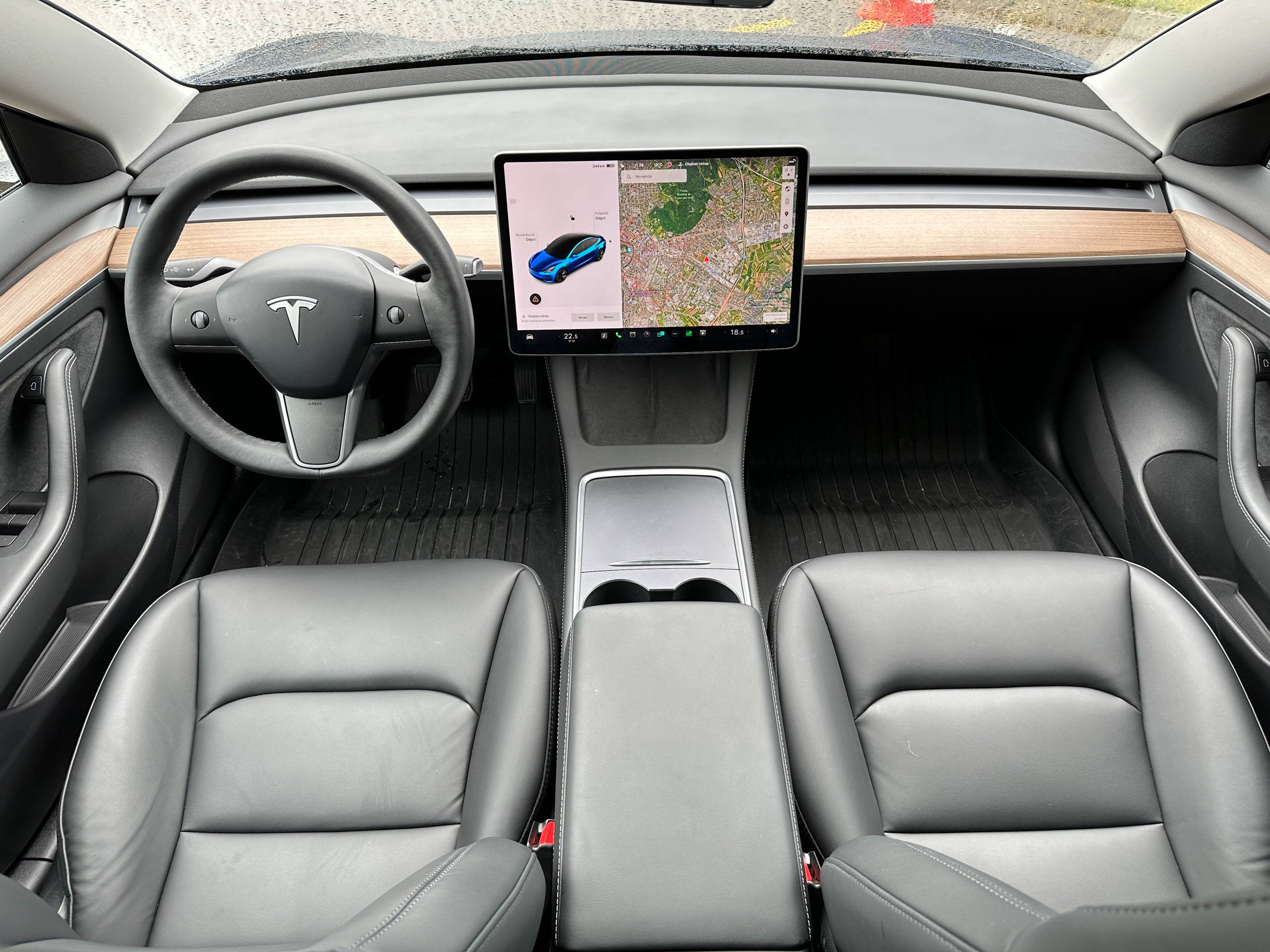 Tesla-Model-3-LR-12