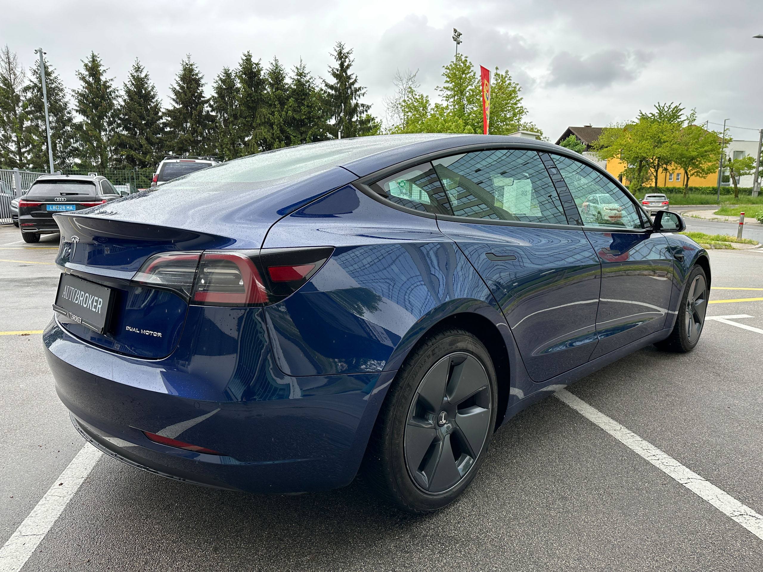 Tesla-Model-3-LR-5