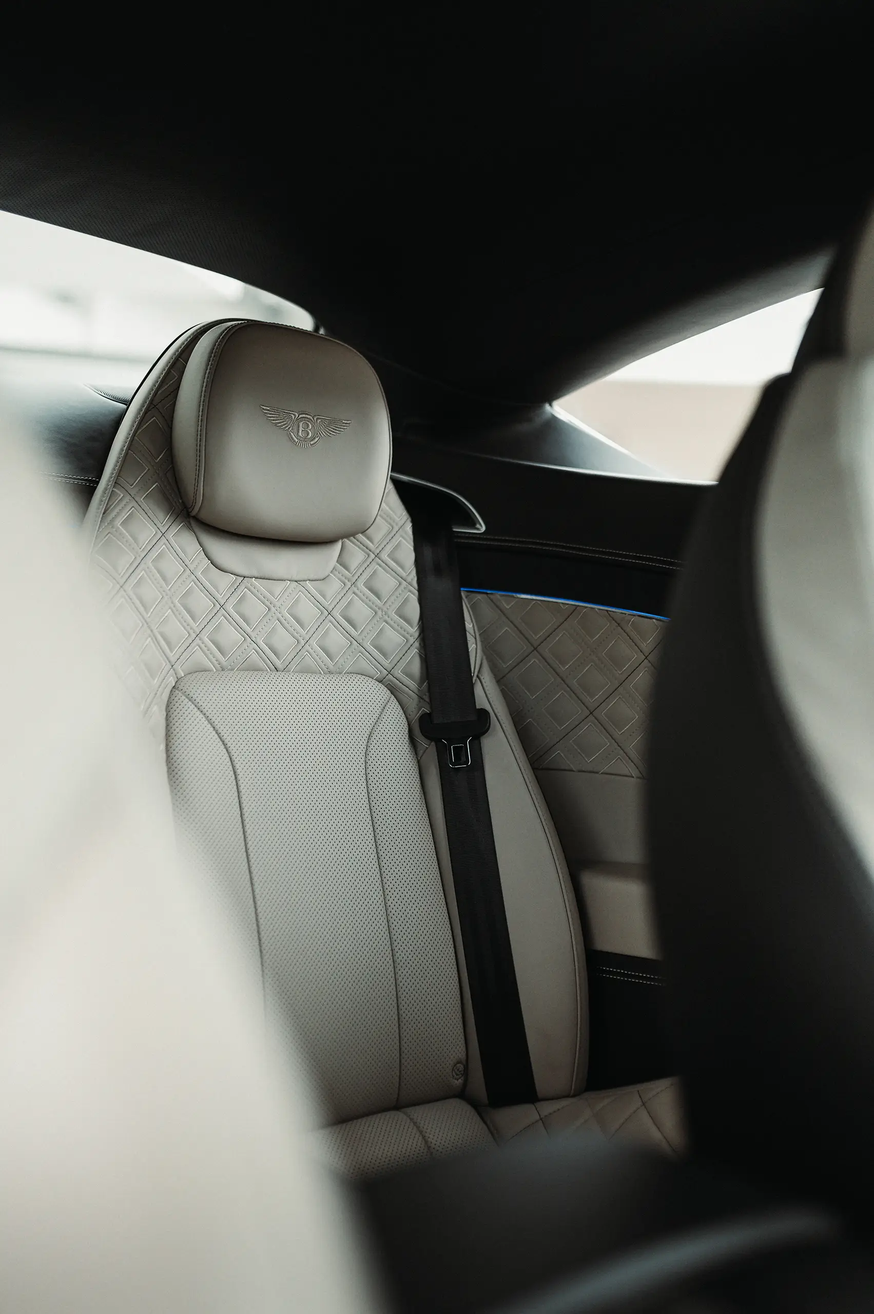 Bentley Continental GT Coupe W12 - 36