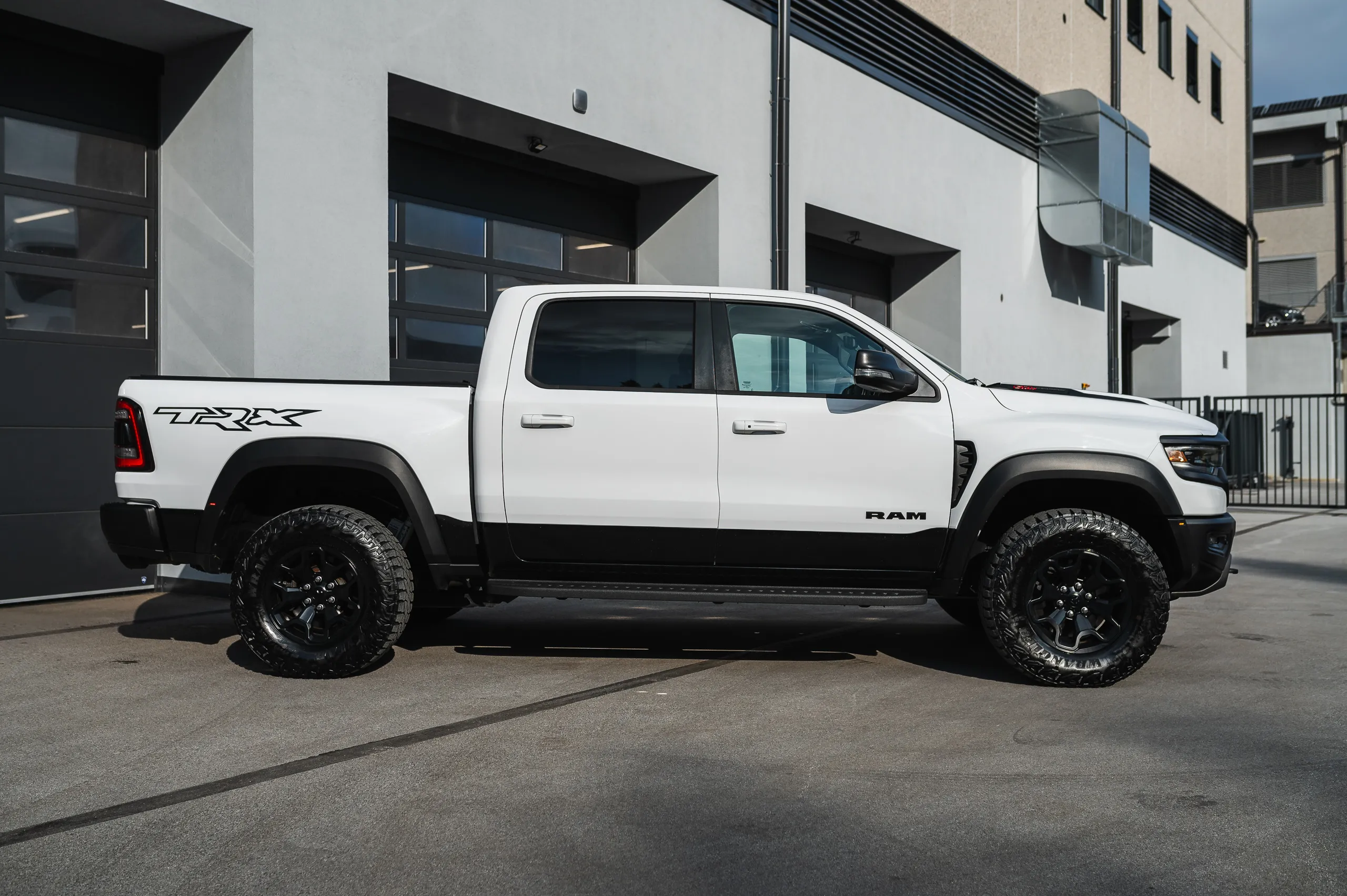 Dodge-RAM-1500-TRX-06