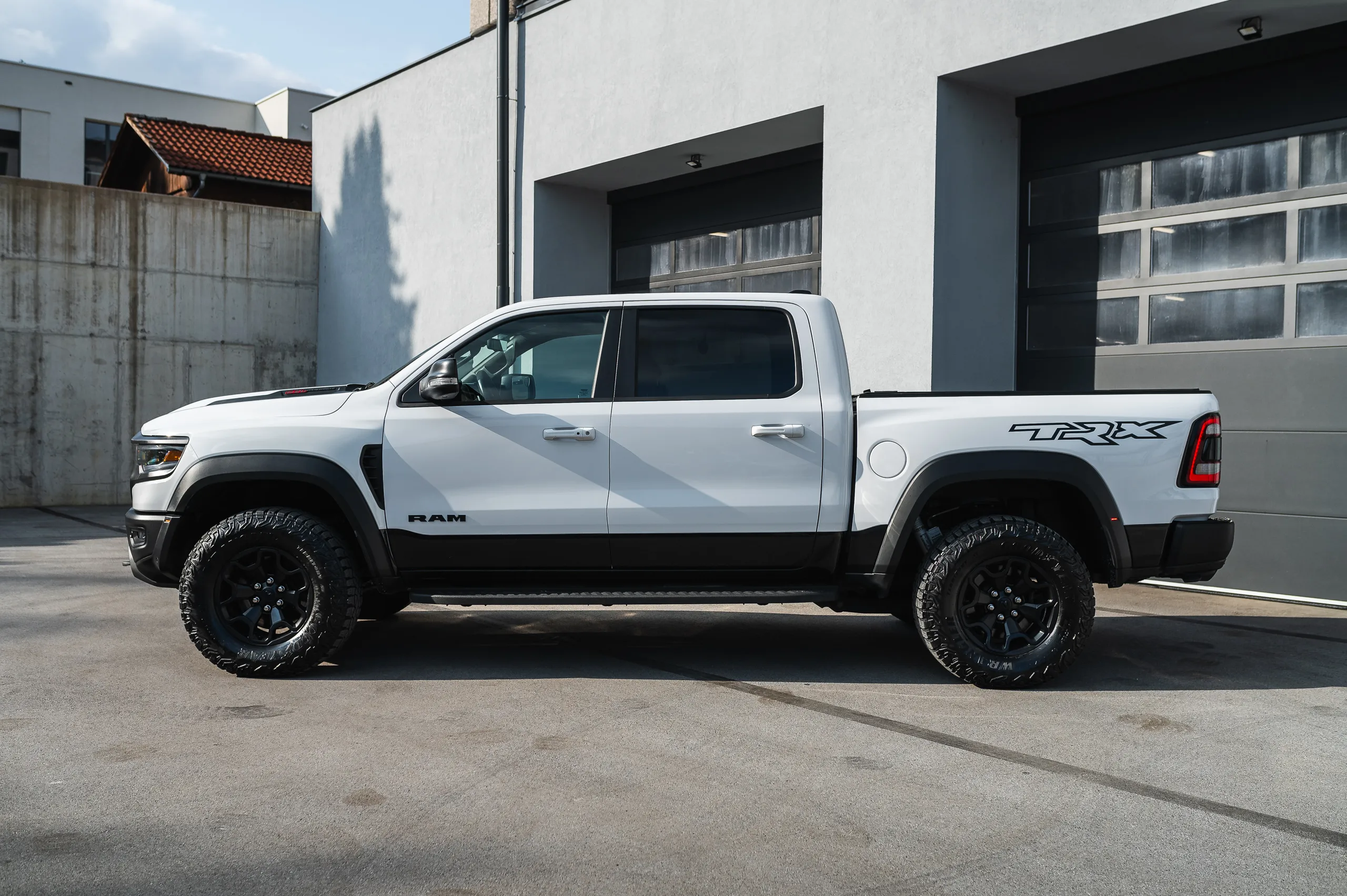 Dodge-RAM-1500-TRX-10