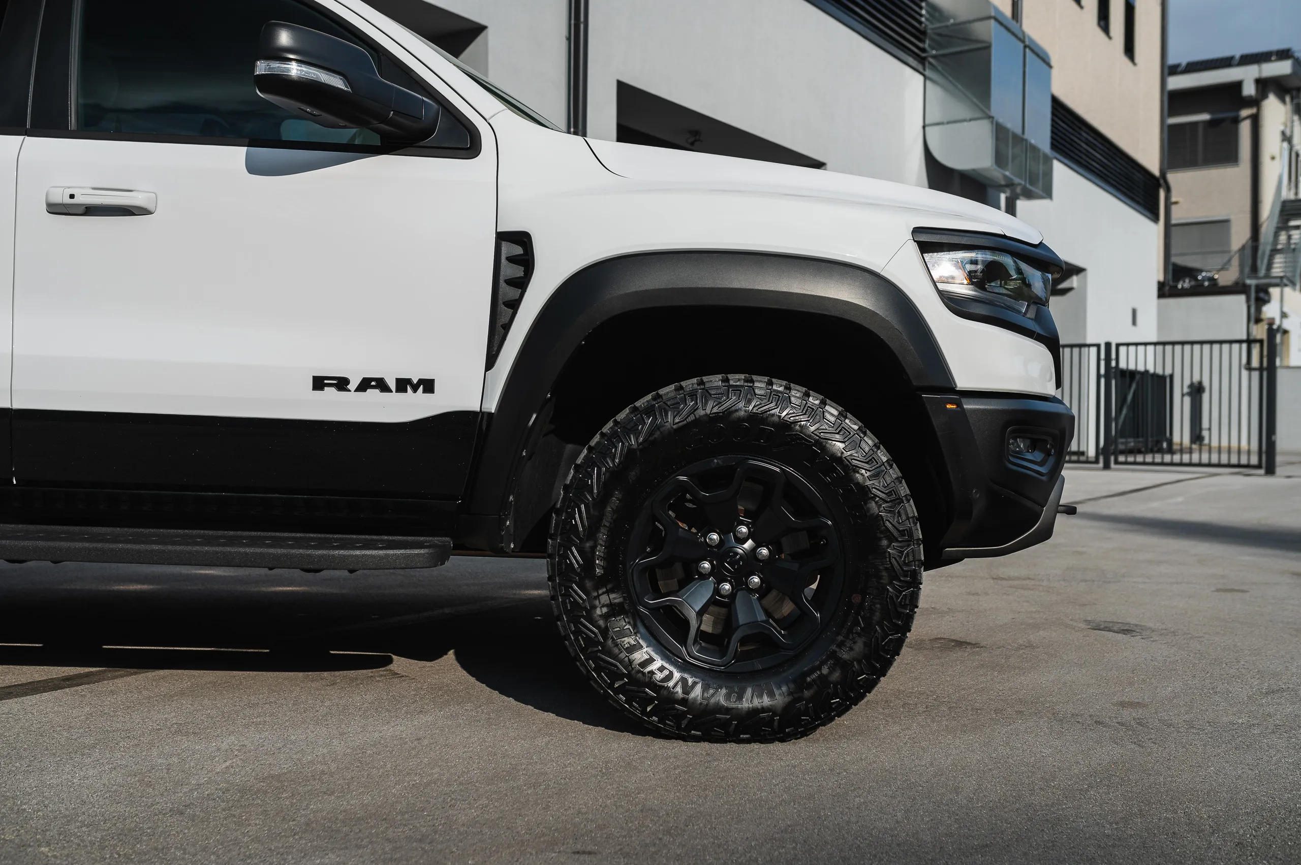 Dodge-RAM-1500-TRX-11