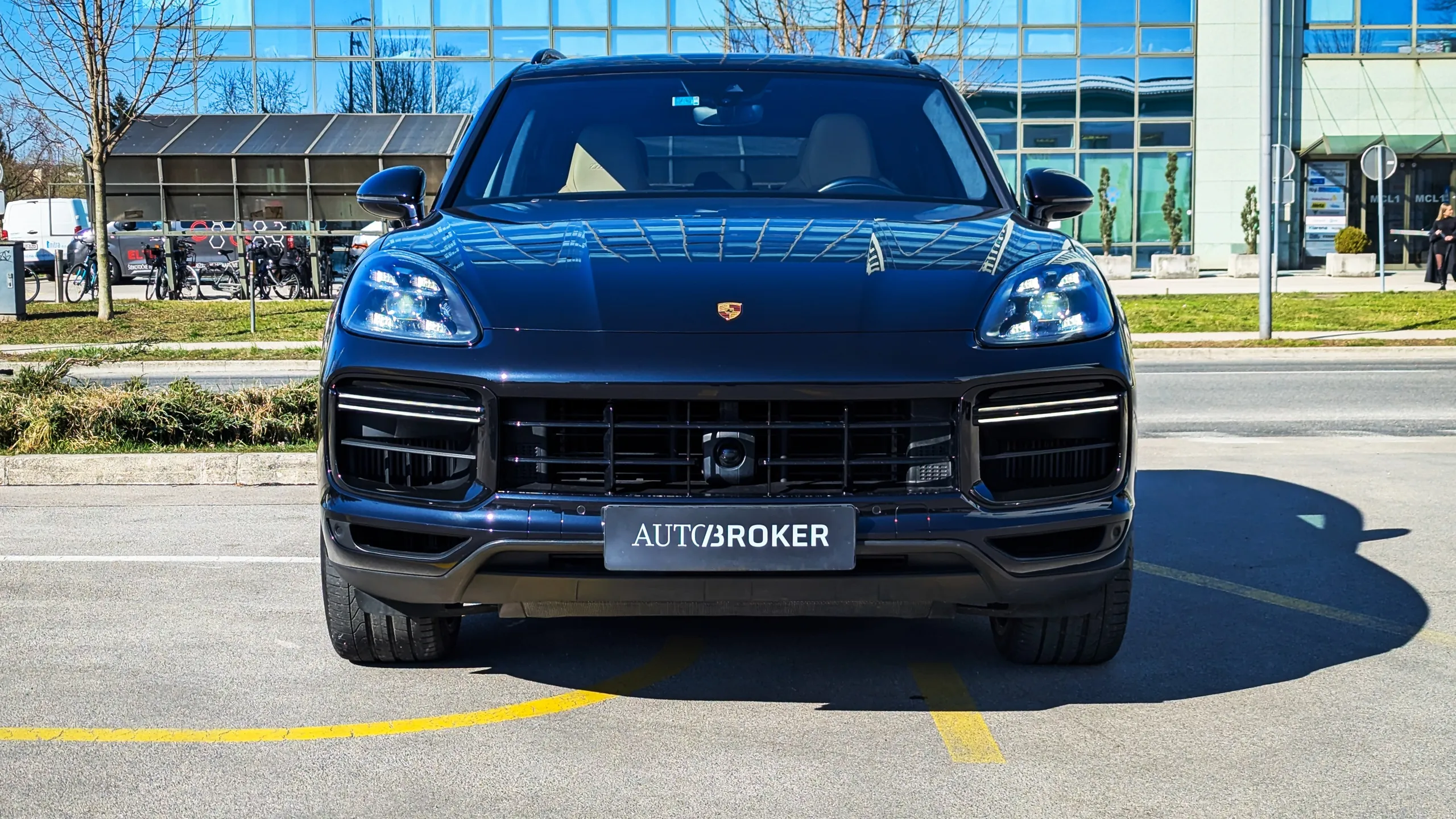 Porsche-Cayenne-Turbo-02
